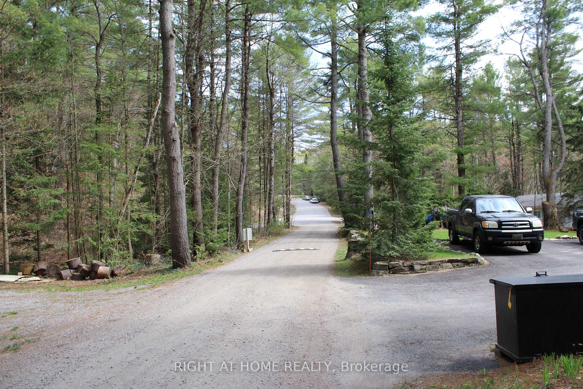 Photo 11 of 1019 Forrester Trail, Bracebridge, Macaulay — HOMEH