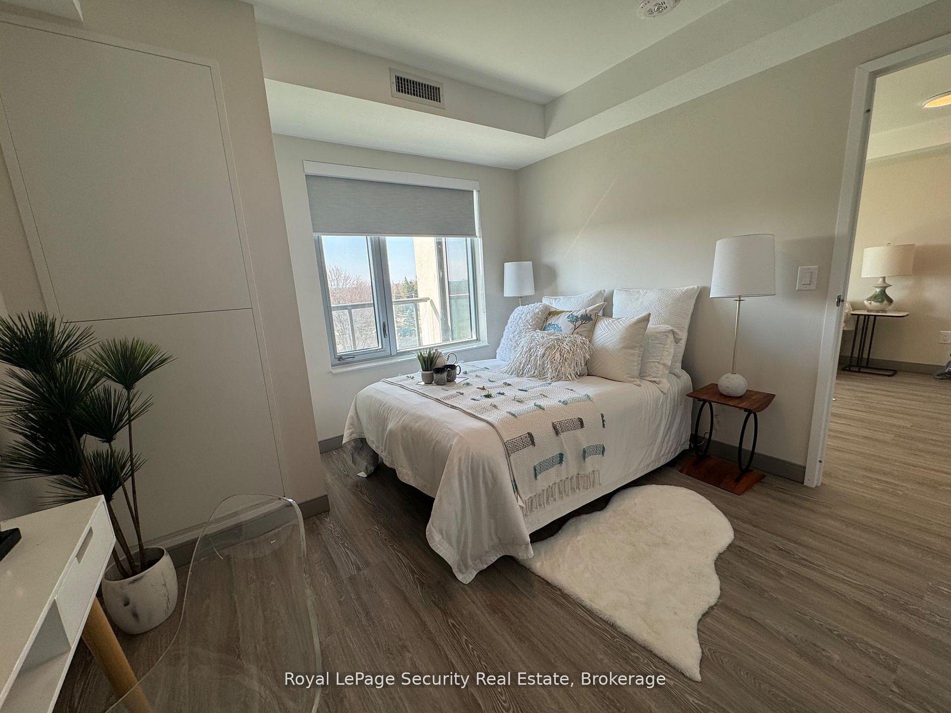 Photo 9 of Unit 307, 1015 Innisfil Beach Road, Innisfil, Alcona — HOMEH