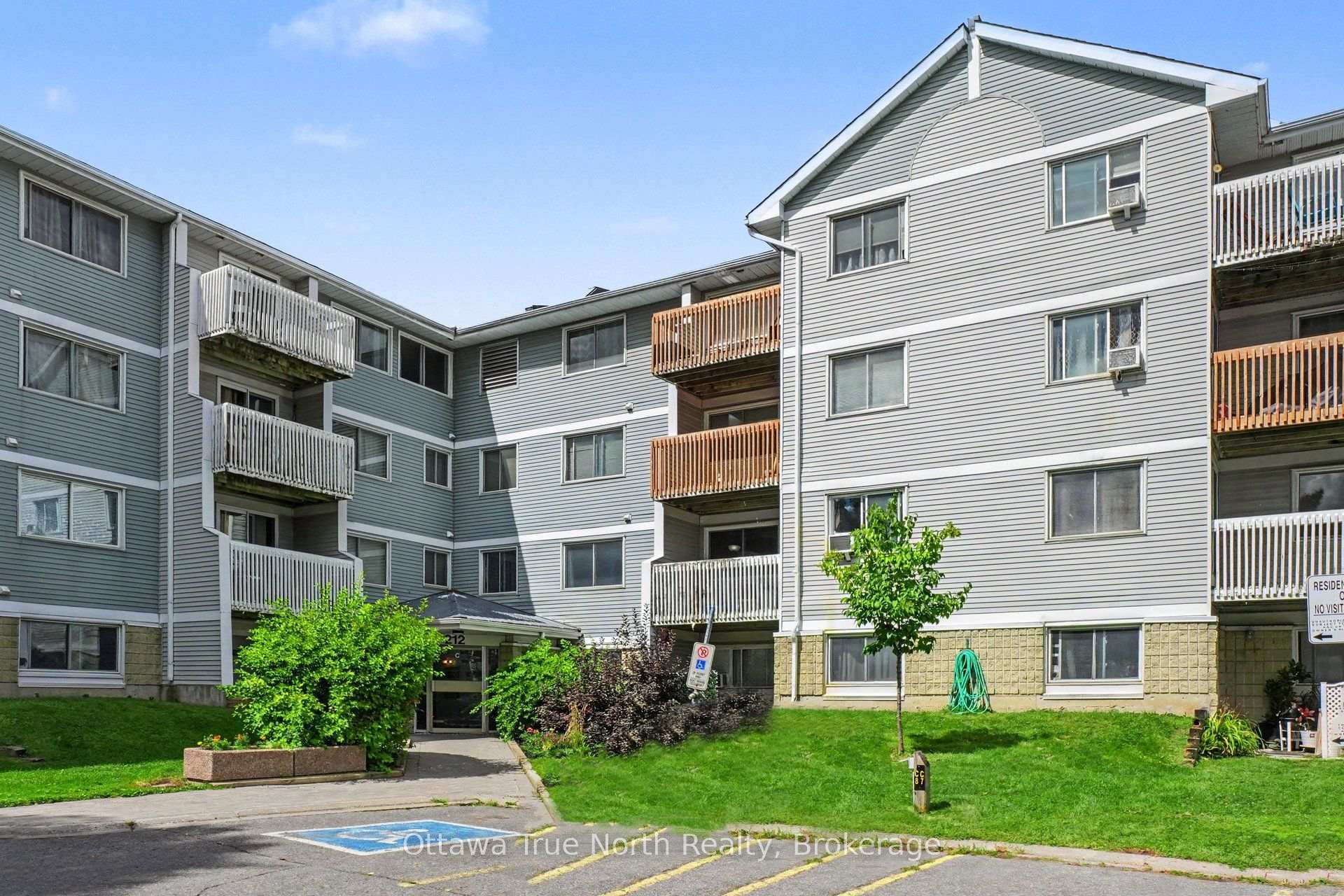 Photo of Unit 218, 212 Viewmount Drive