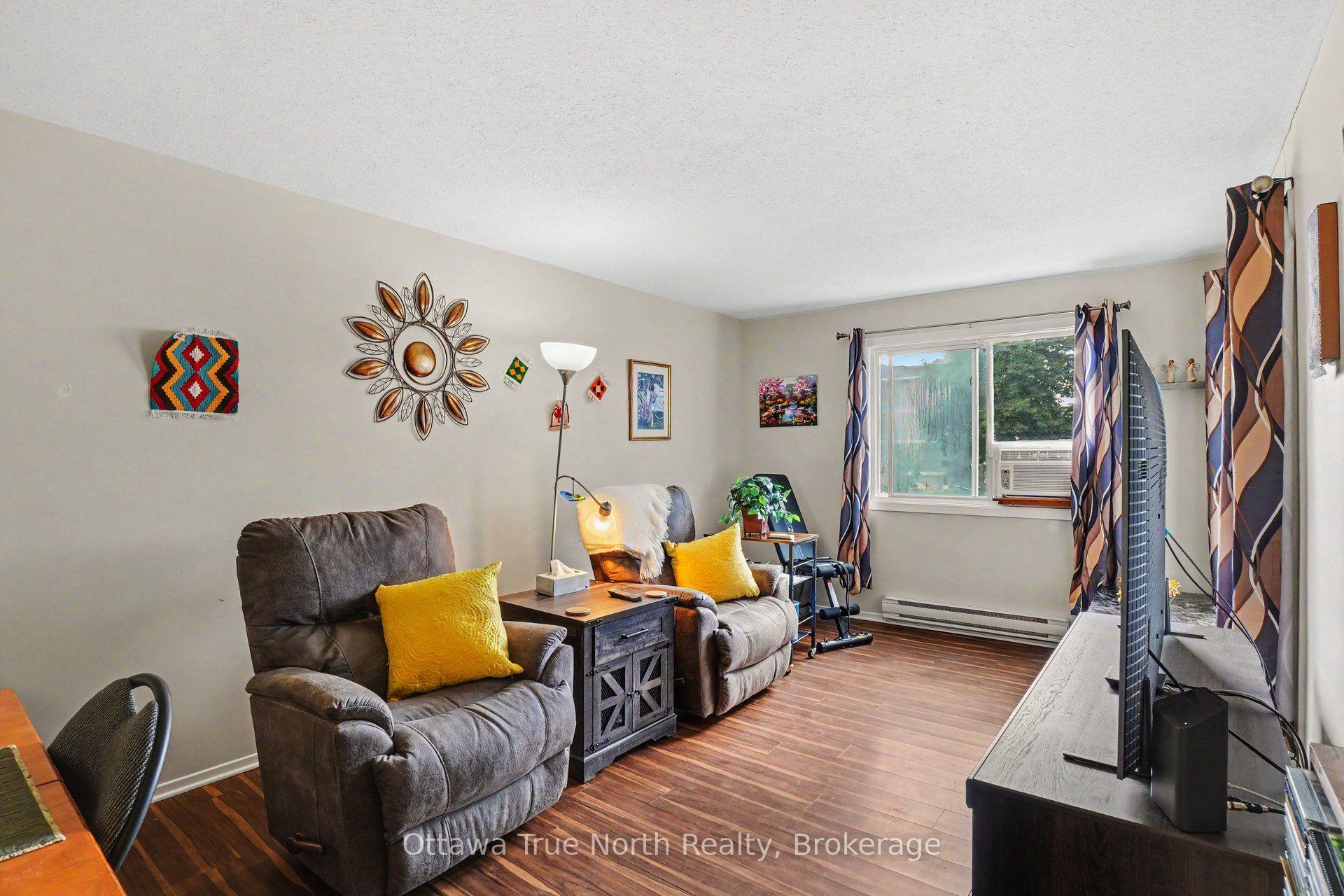 Photo 5 of Unit 218, 212 Viewmount Drive, Ottawa, Borden Farm/Stewart Farm/Carleton Heights/Parkwood Hills — HOMEH
