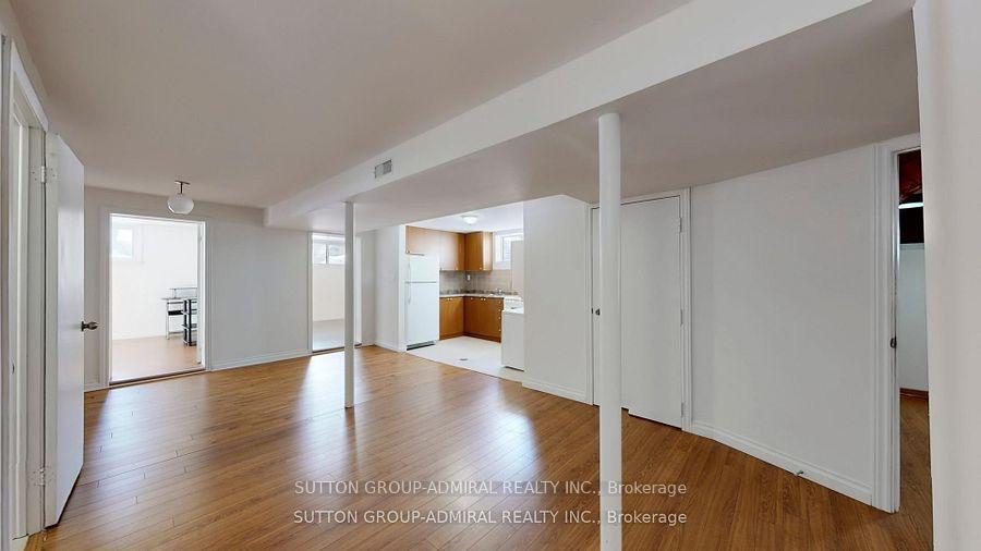 Photo 32 of Unit Upper, 129 Crestwood Road, Vaughan, Crestwood-Springfarm-Yorkhill — HOMEH