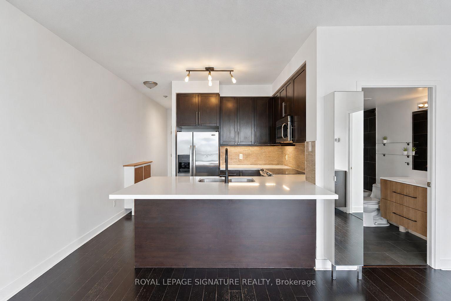 Photo 11 of Unit 904, 1171 Queen Street W, Toronto, Little Portugal — HOMEH