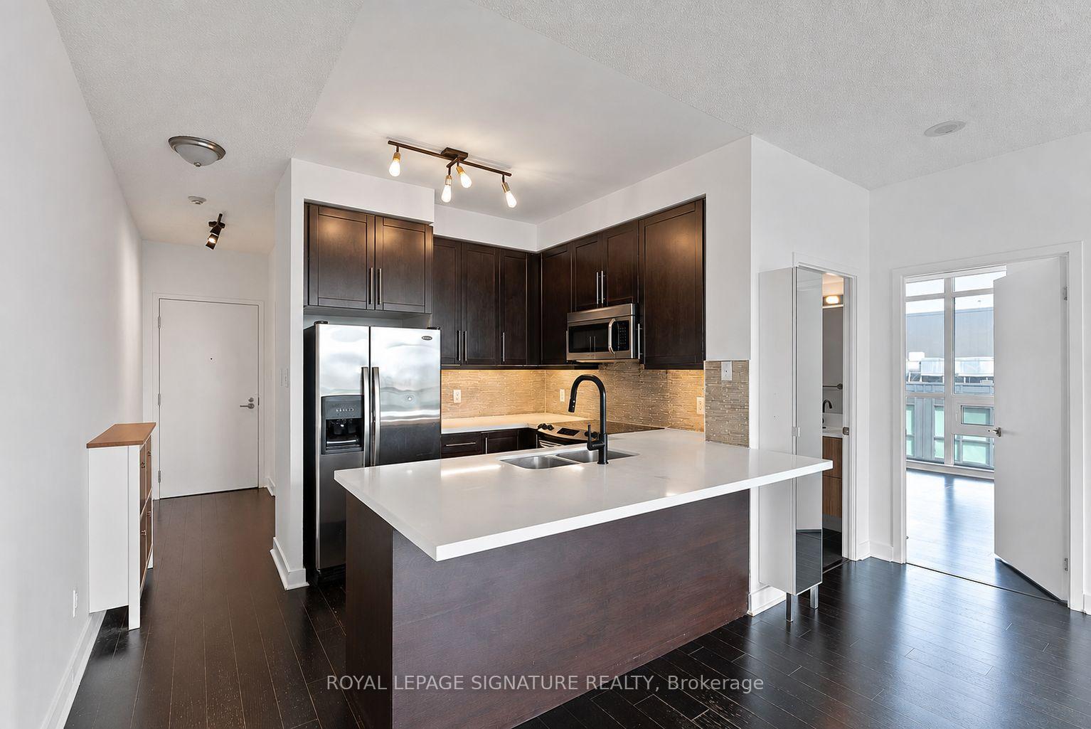 Photo 13 of Unit 904, 1171 Queen Street W, Toronto, Little Portugal — HOMEH