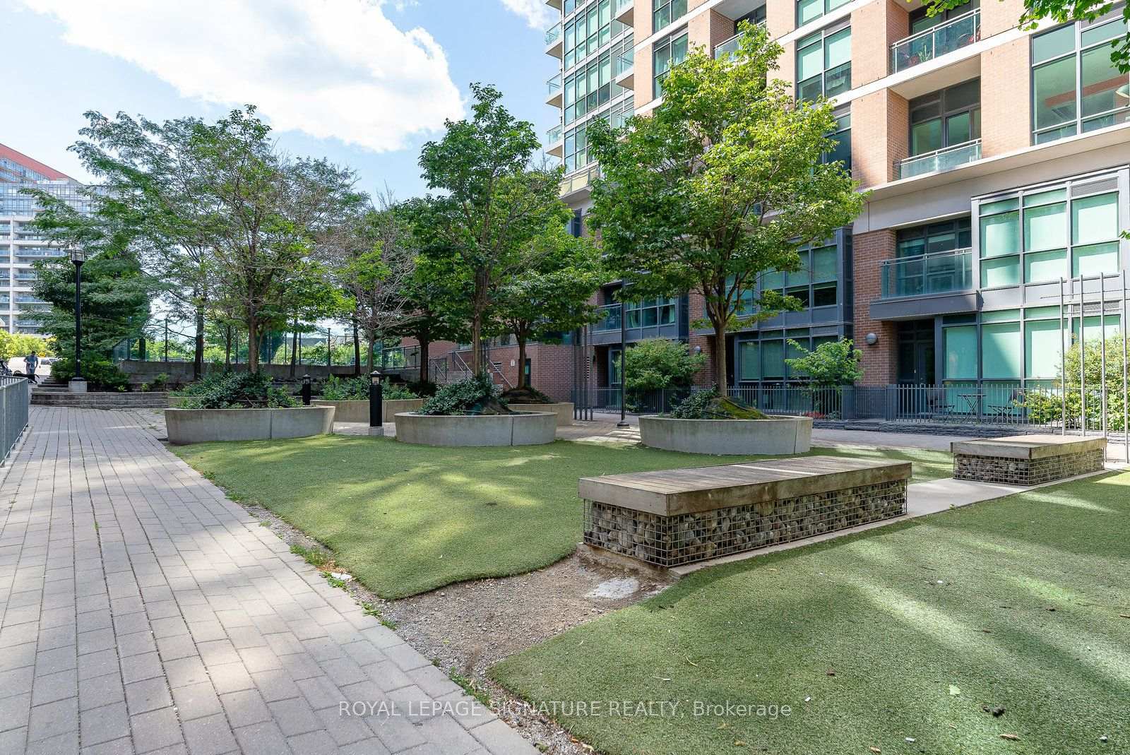 Photo 86 of Unit 904, 1171 Queen Street W, Toronto, Little Portugal — HOMEH
