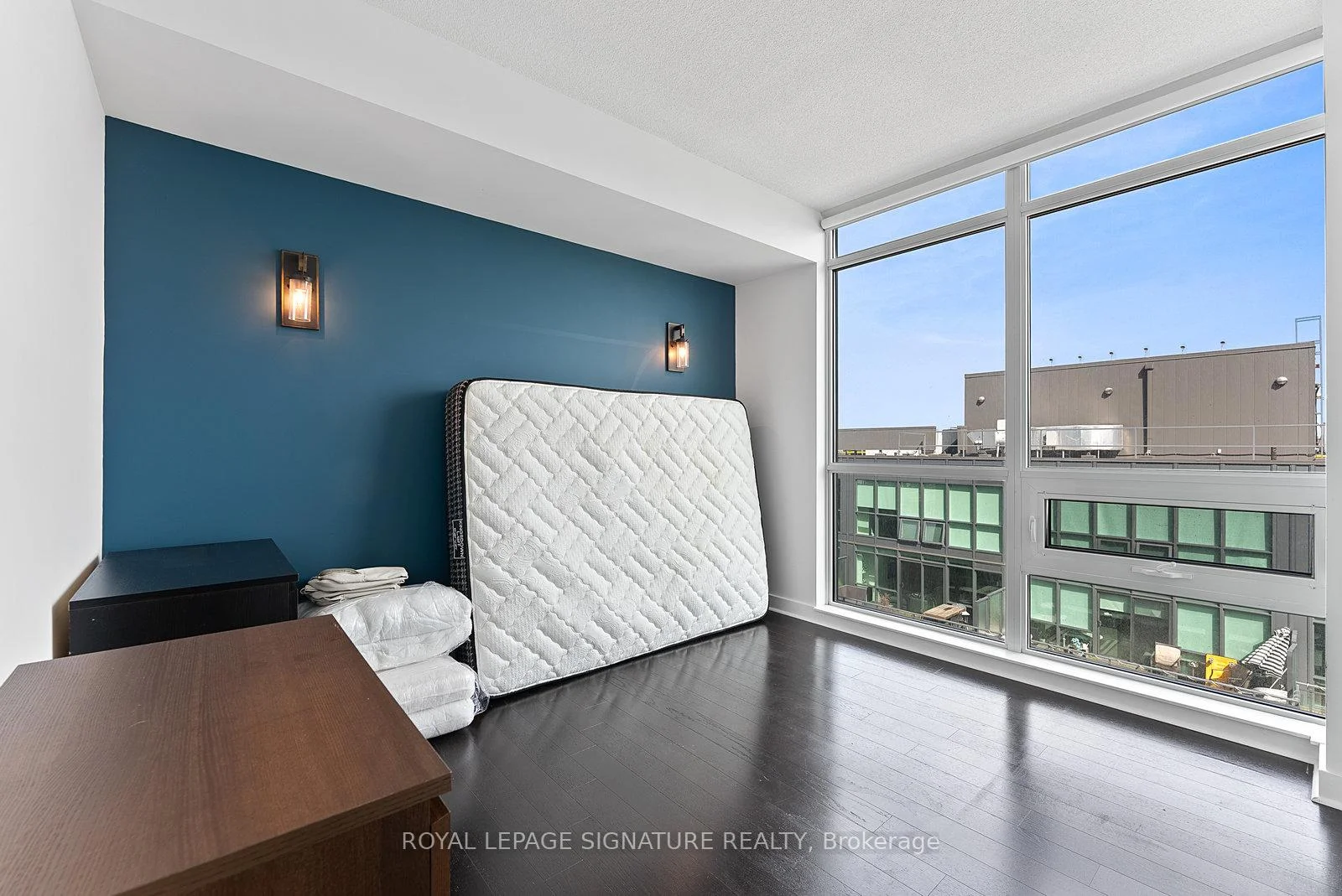 Photo 30 of Unit 904, 1171 Queen Street W, Toronto, Little Portugal — HOMEH