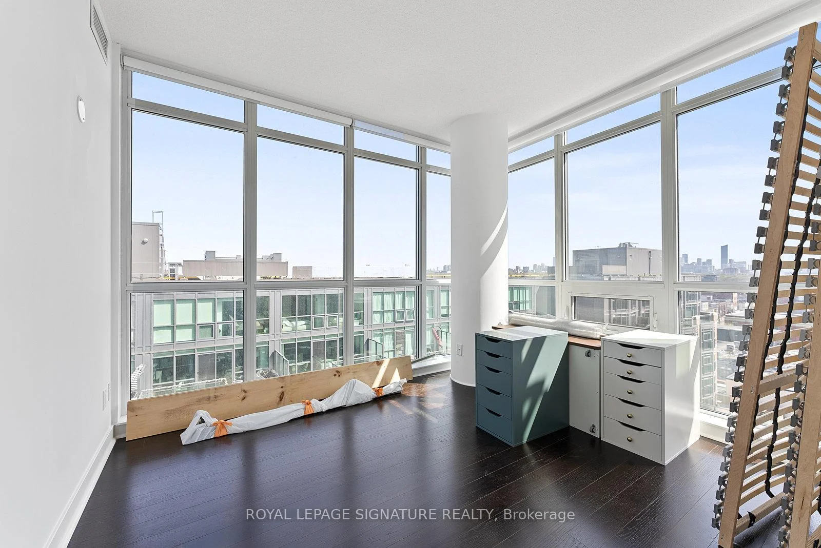 Photo 40 of Unit 904, 1171 Queen Street W, Toronto, Little Portugal — HOMEH