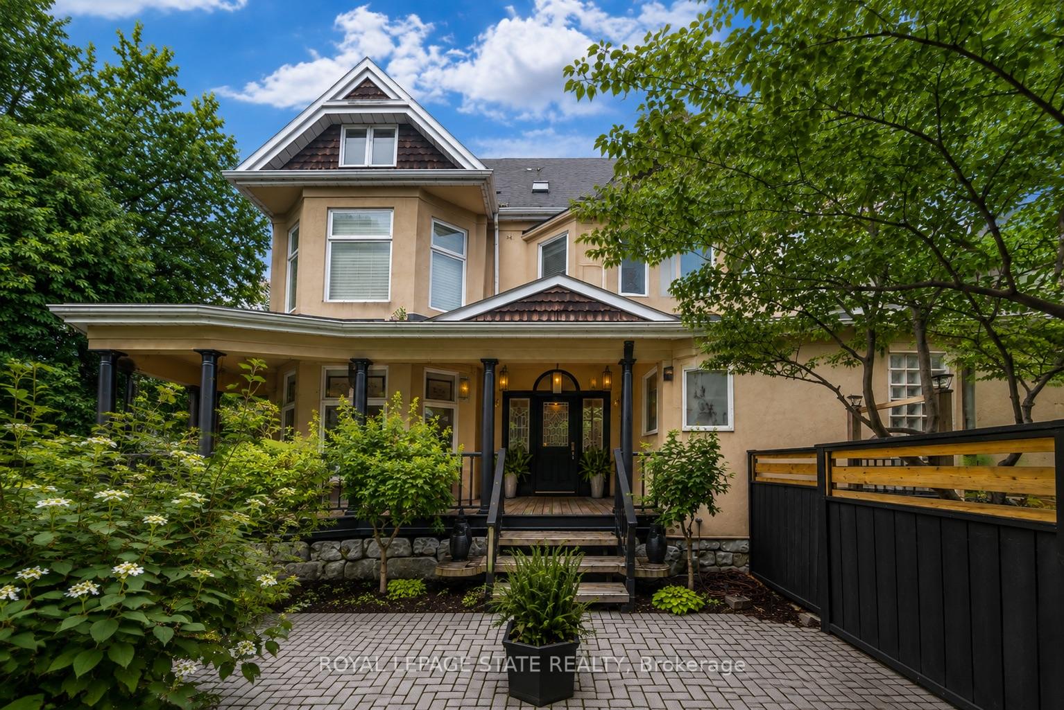 Photo 5 of 91 Mountain Park Avenue, Hamilton, Inch Park — HOMEH