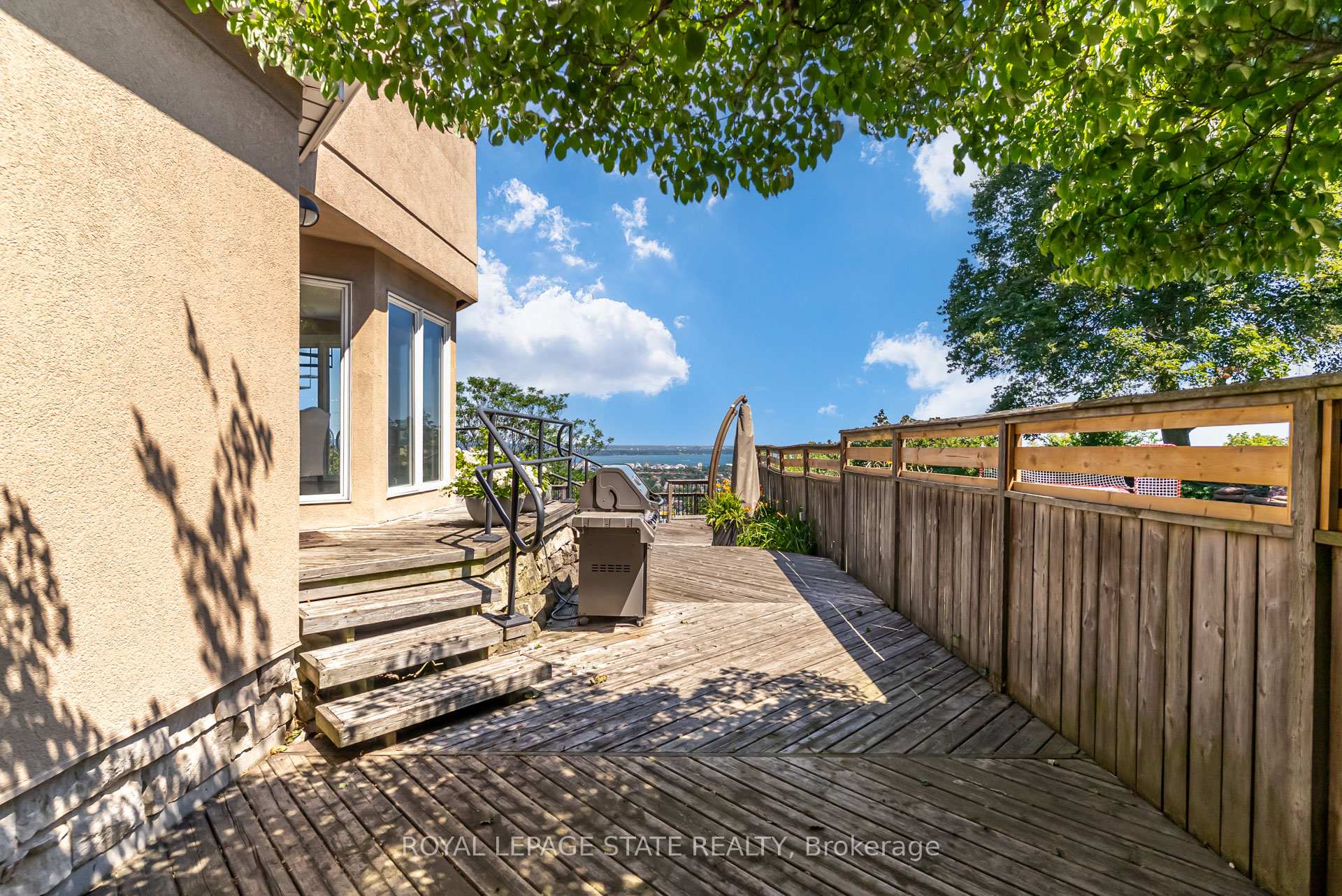 Photo 43 of 91 Mountain Park Avenue, Hamilton, Inch Park — HOMEH