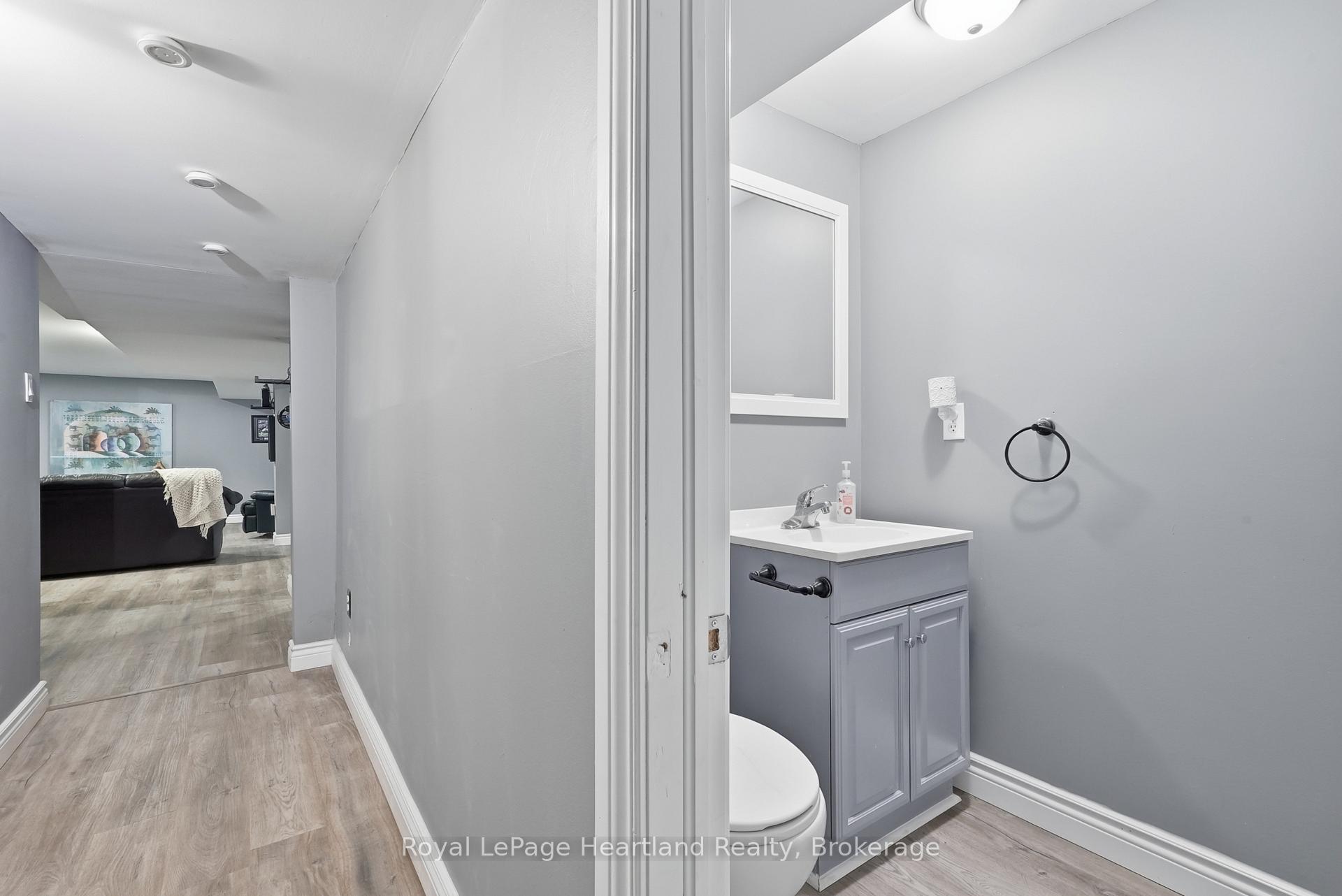 Photo 28 of 1041 Main Street, Howick — HOMEH