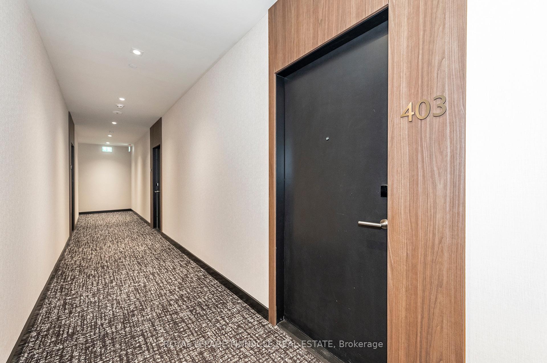 Photo 1 of Unit 403, 2501 Saw Whet Boulevard, Oakville, Glen Abbey — HOMEH