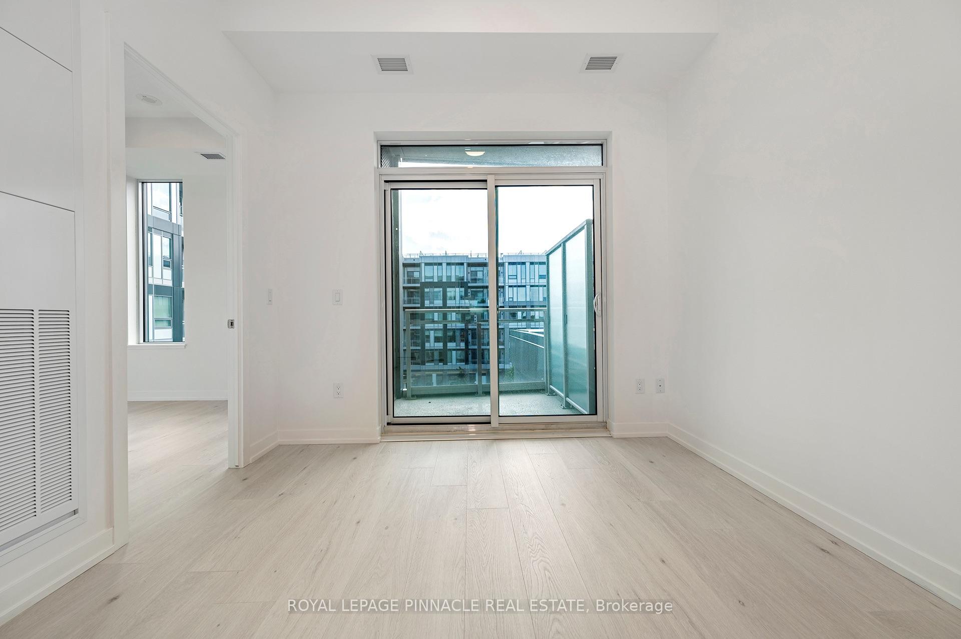 Photo 19 of Unit 403, 2501 Saw Whet Boulevard, Oakville, Glen Abbey — HOMEH