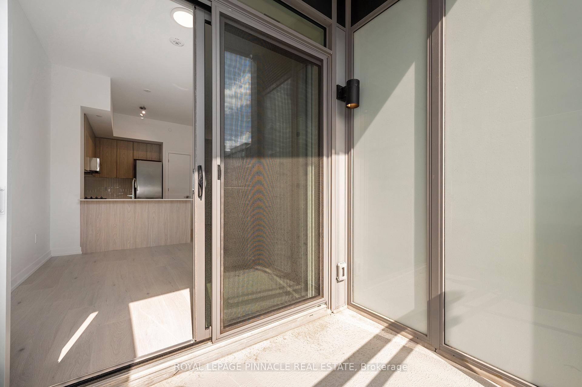 Photo 25 of Unit 403, 2501 Saw Whet Boulevard, Oakville, Glen Abbey — HOMEH