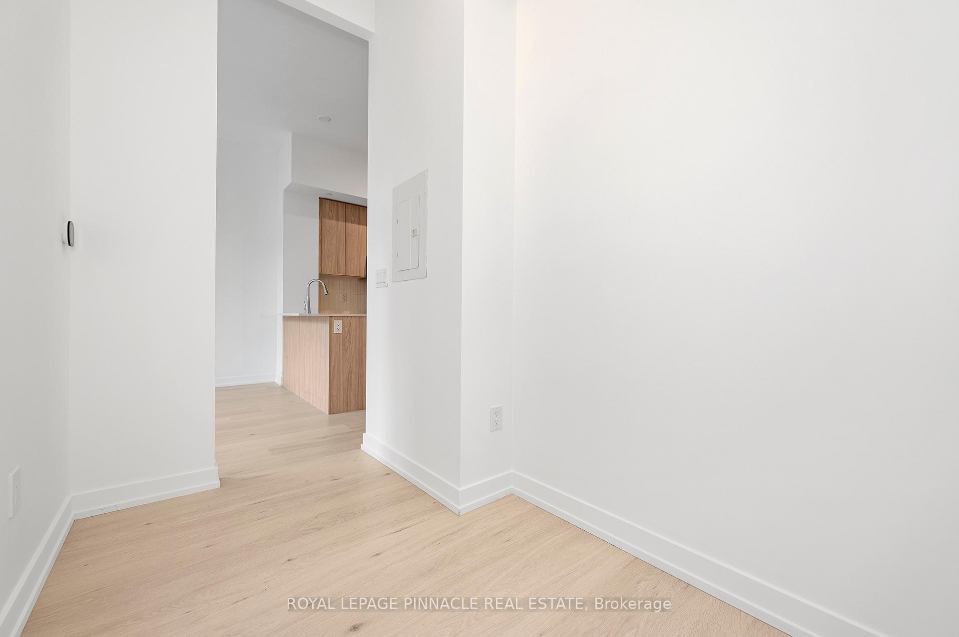 Photo 30 of Unit 403, 2501 Saw Whet Boulevard, Oakville, Glen Abbey — HOMEH