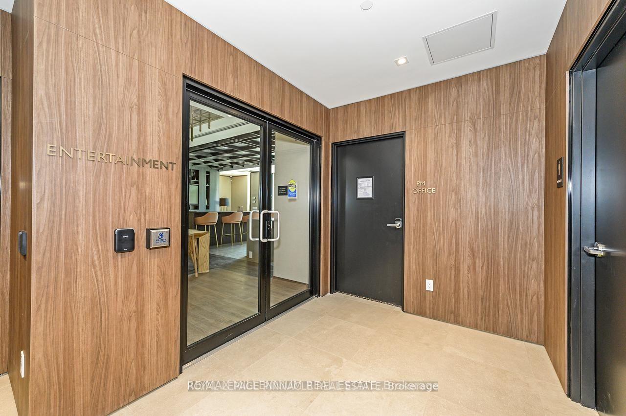 Photo 42 of Unit 403, 2501 Saw Whet Boulevard, Oakville, Glen Abbey — HOMEH