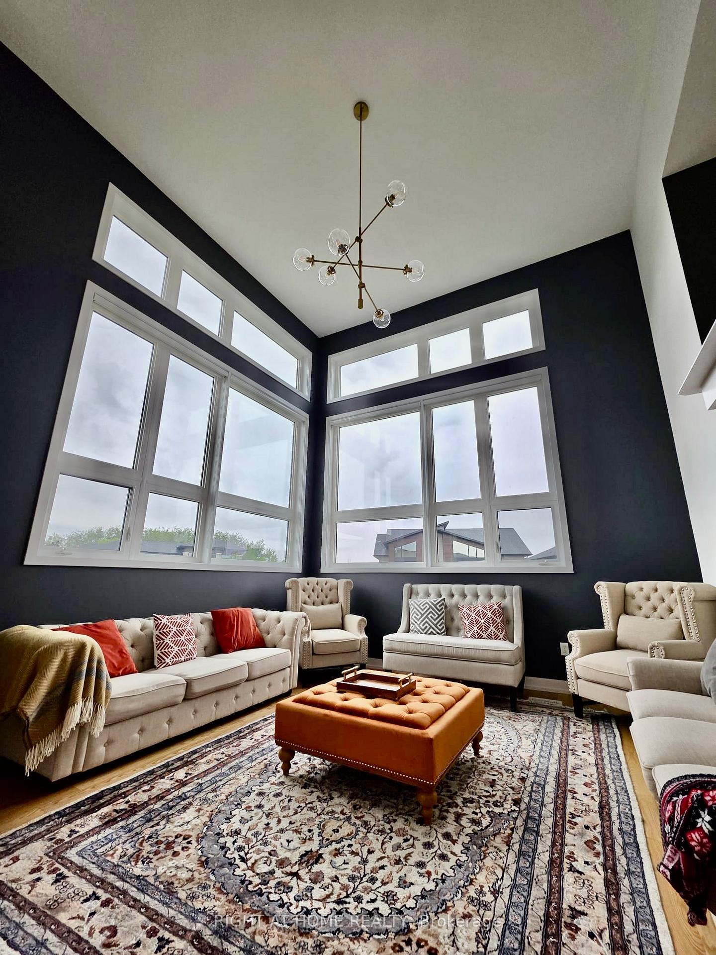 Photo 13 of 149 Springside Crescent, Blue Mountains — HOMEH