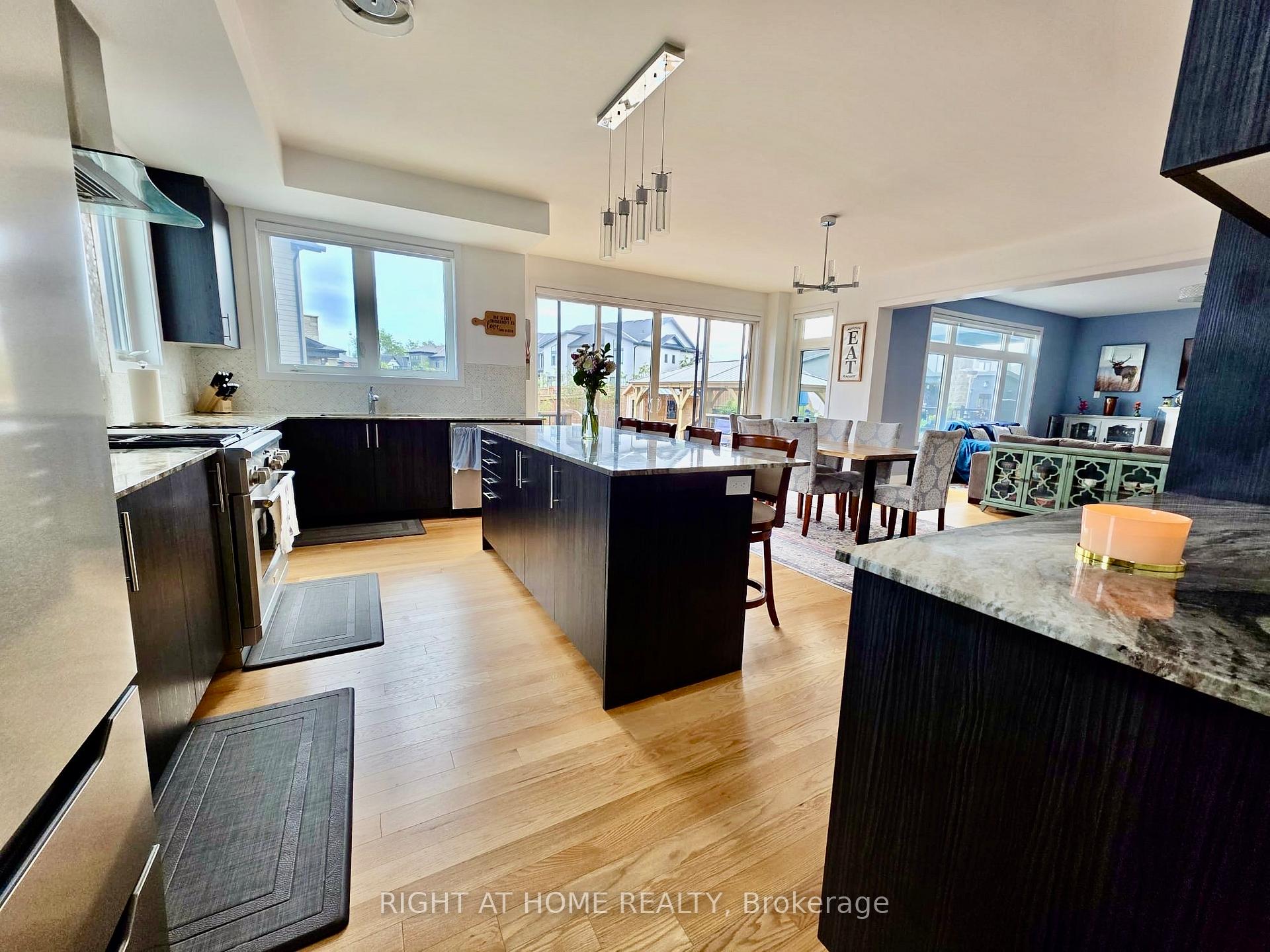 Photo 15 of 149 Springside Crescent, Blue Mountains — HOMEH