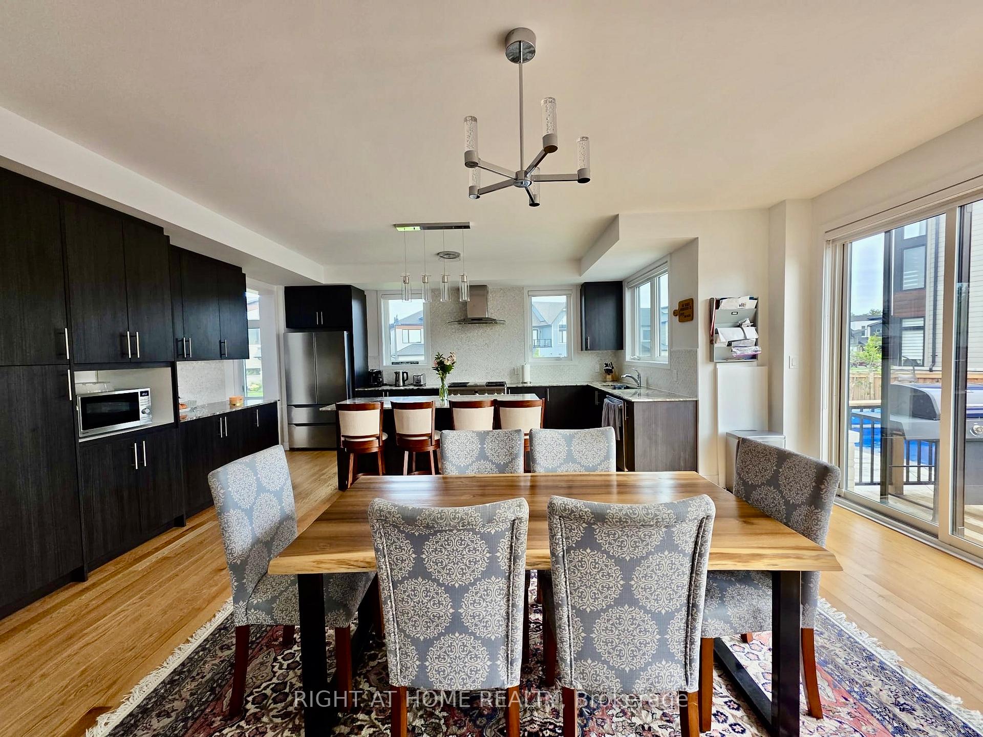 Photo 20 of 149 Springside Crescent, Blue Mountains — HOMEH