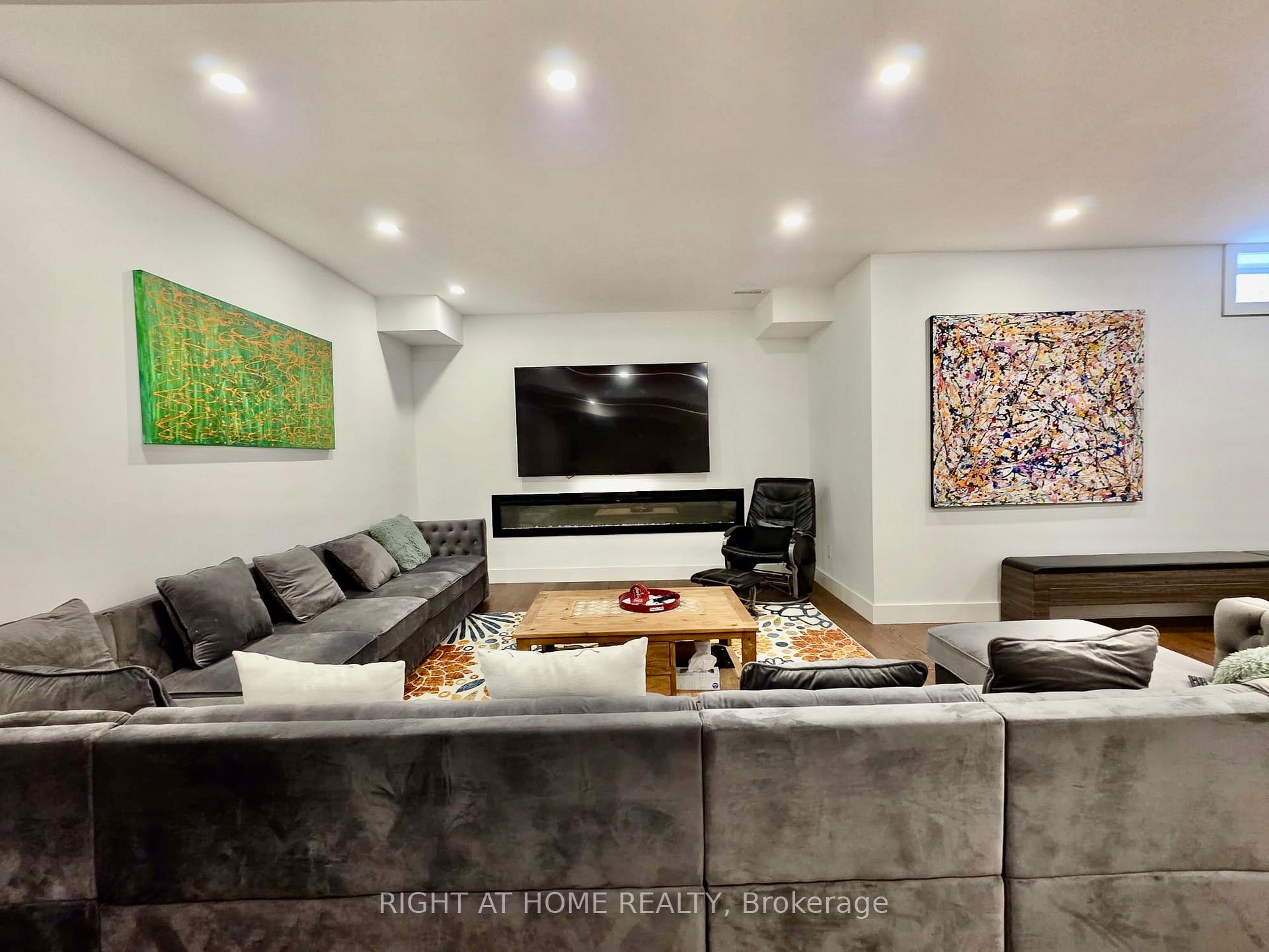 Photo 26 of 149 Springside Crescent, Blue Mountains — HOMEH