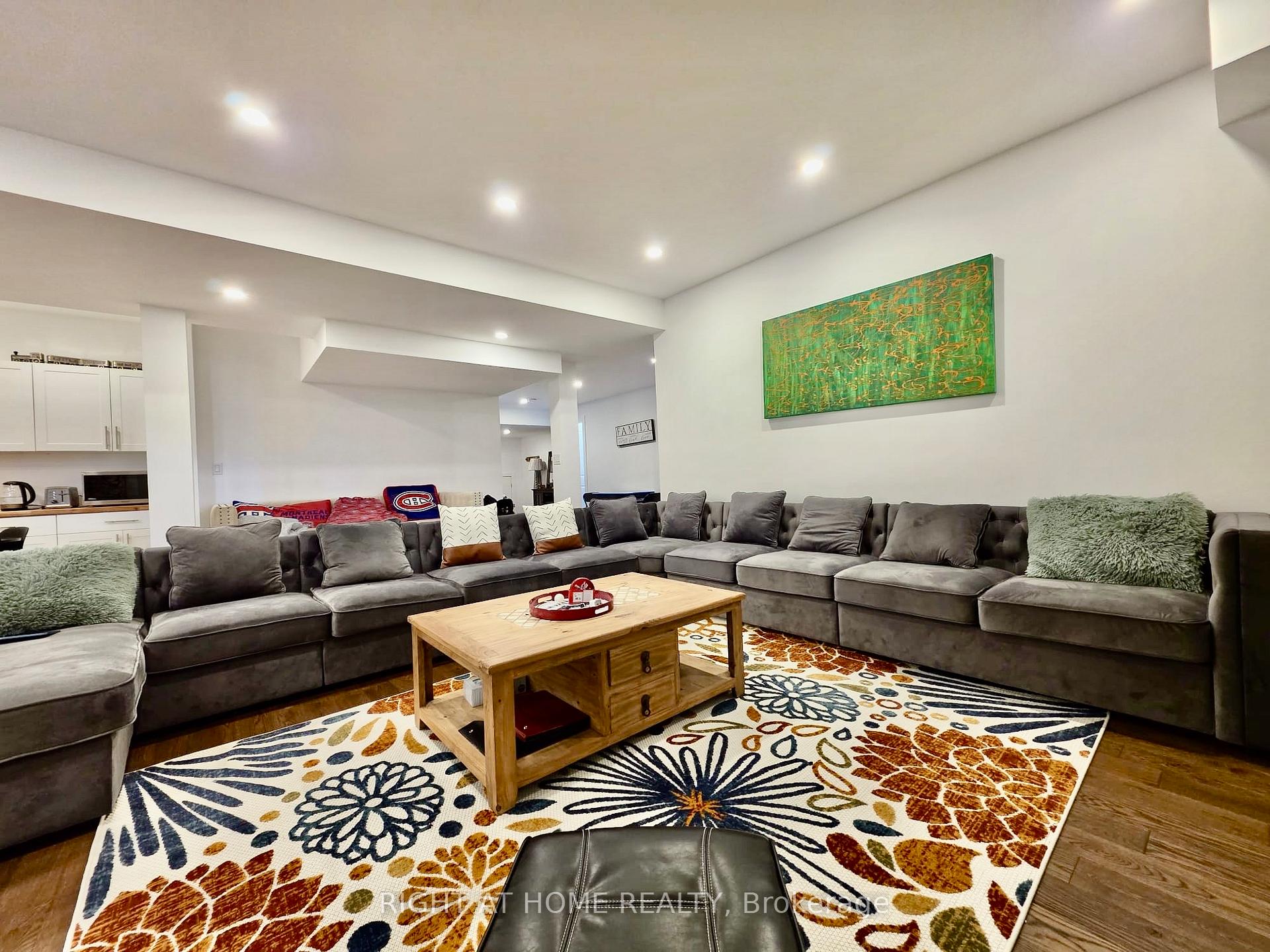 Photo 29 of 149 Springside Crescent, Blue Mountains — HOMEH
