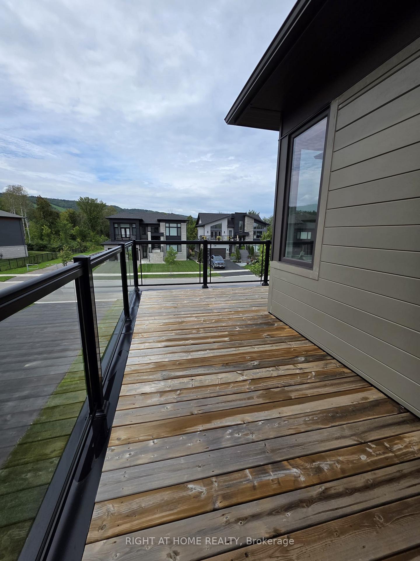 Photo 33 of 149 Springside Crescent, Blue Mountains — HOMEH