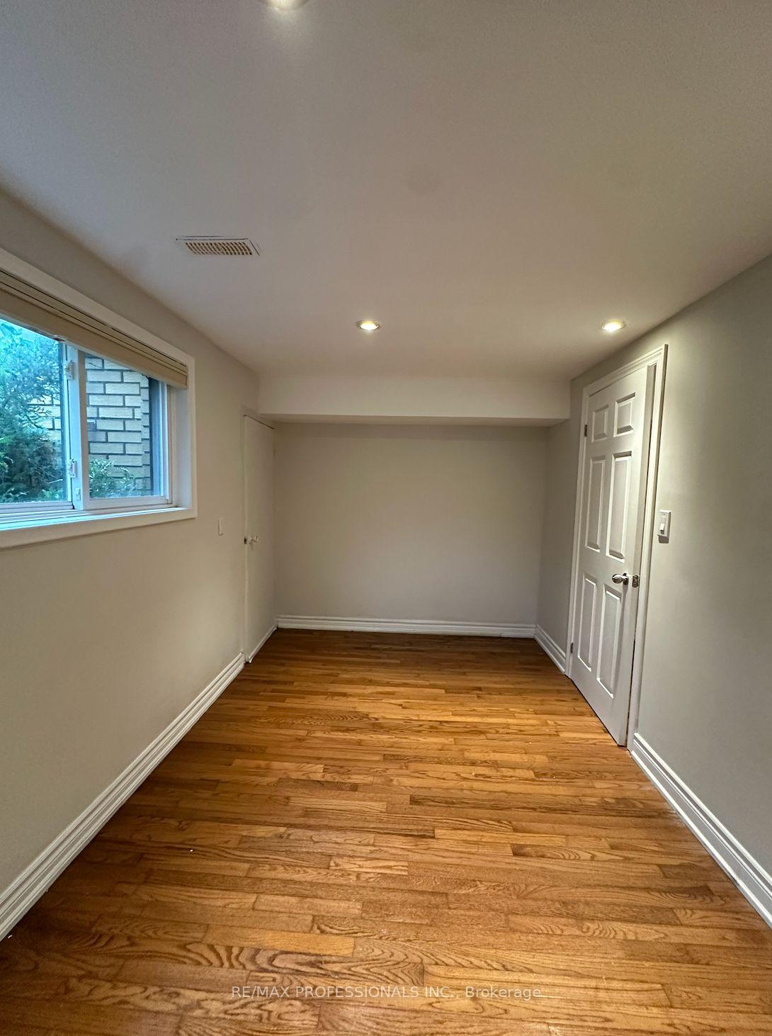 Photo 6 of Unit Basement, 30 Woodbury Road, Etobicoke, Alderwood — HOMEH