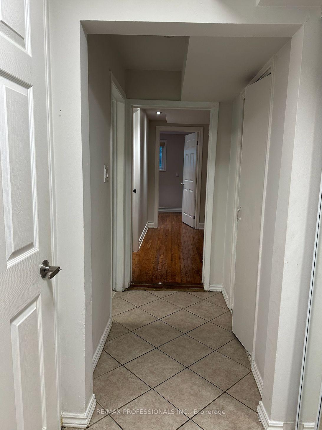 Photo 16 of Unit Basement, 30 Woodbury Road, Etobicoke, Alderwood — HOMEH