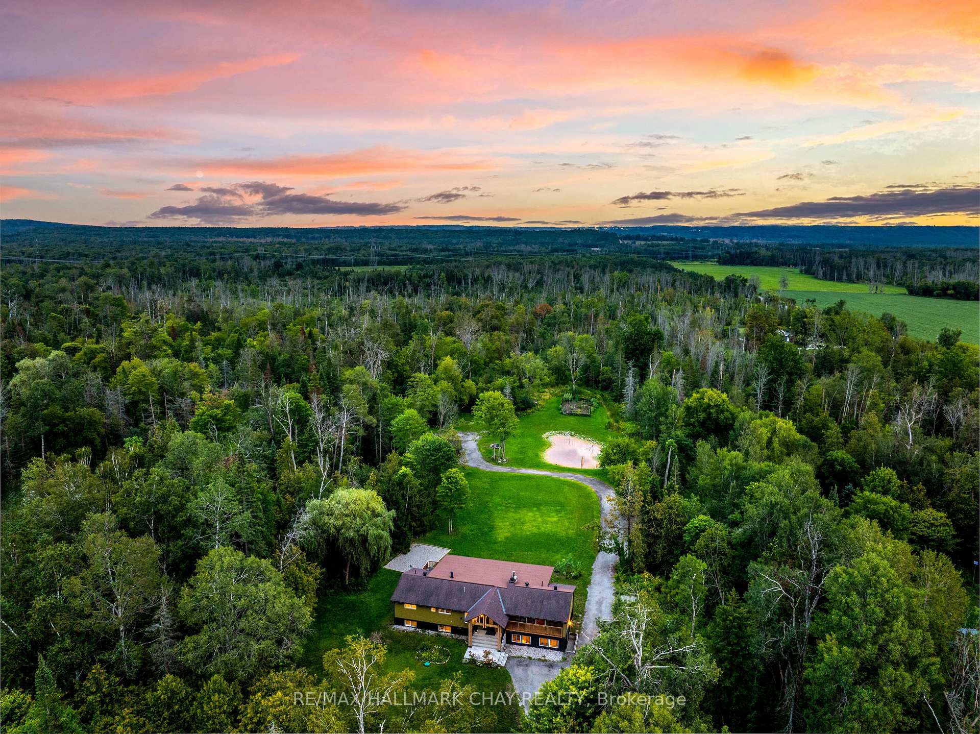 Photo 2 of 1507 Hendrie Road, Springwater, Rural Springwater — HOMEH