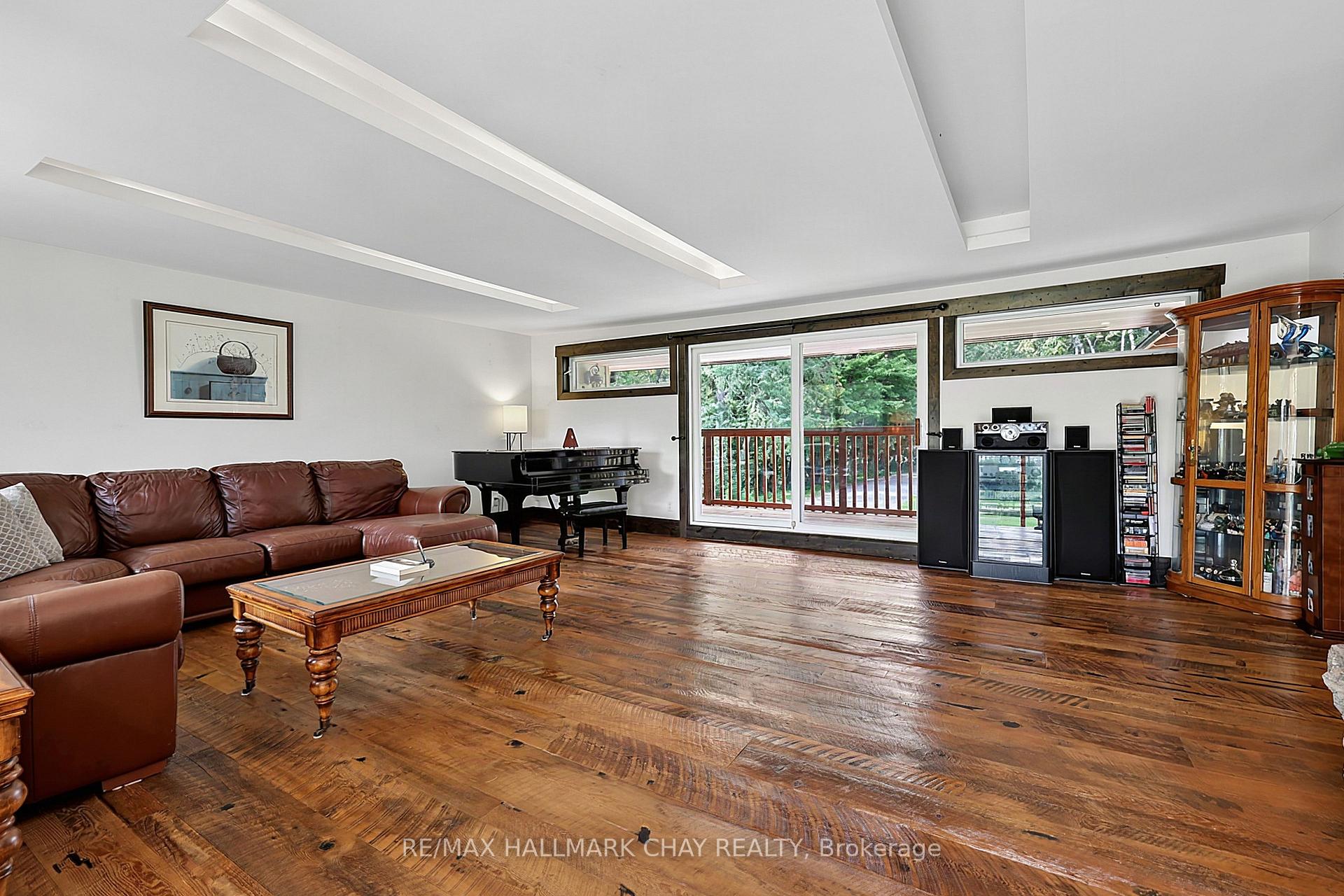 Photo 13 of 1507 Hendrie Road, Springwater, Rural Springwater — HOMEH