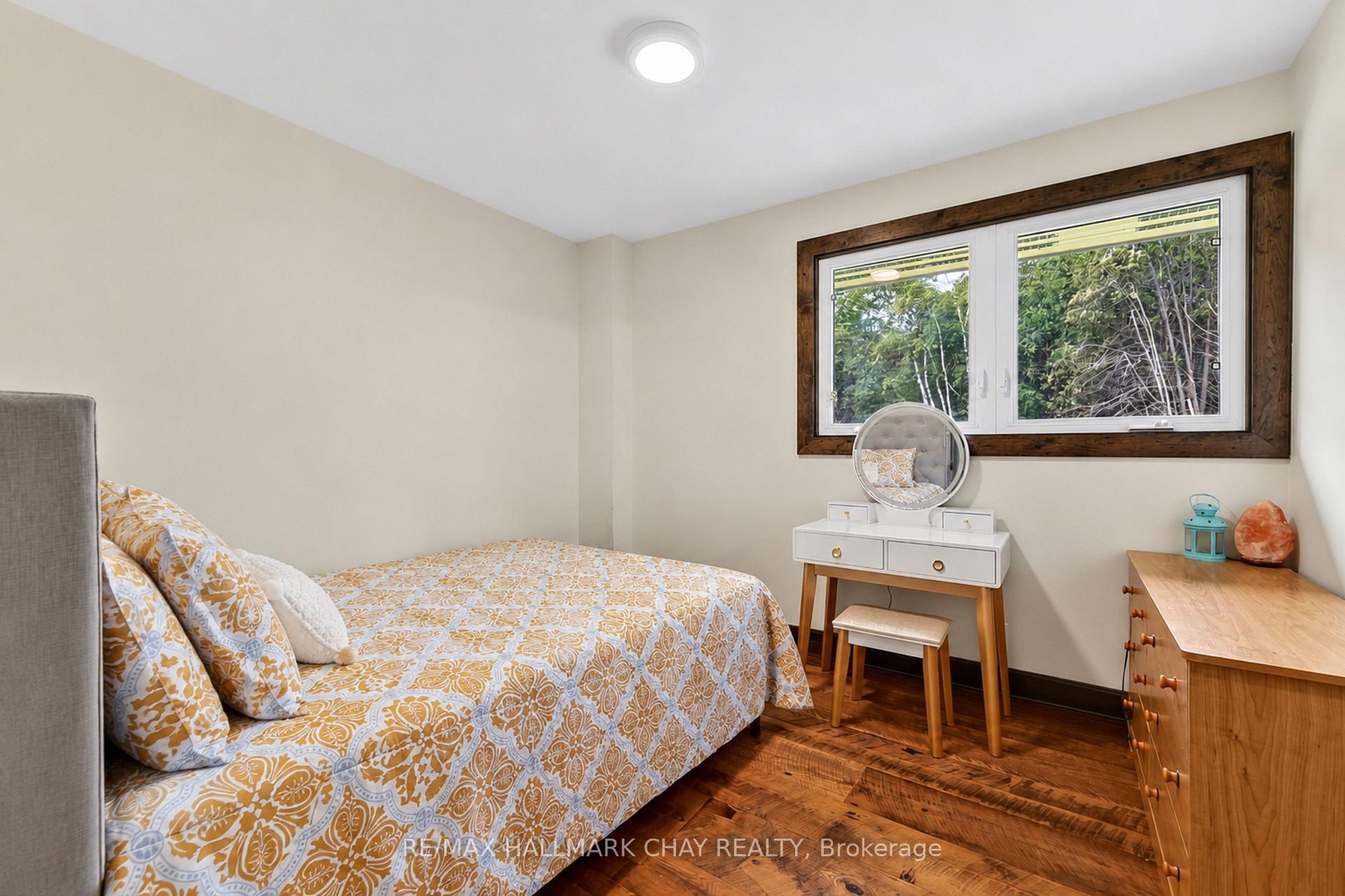 Photo 23 of 1507 Hendrie Road, Springwater, Rural Springwater — HOMEH