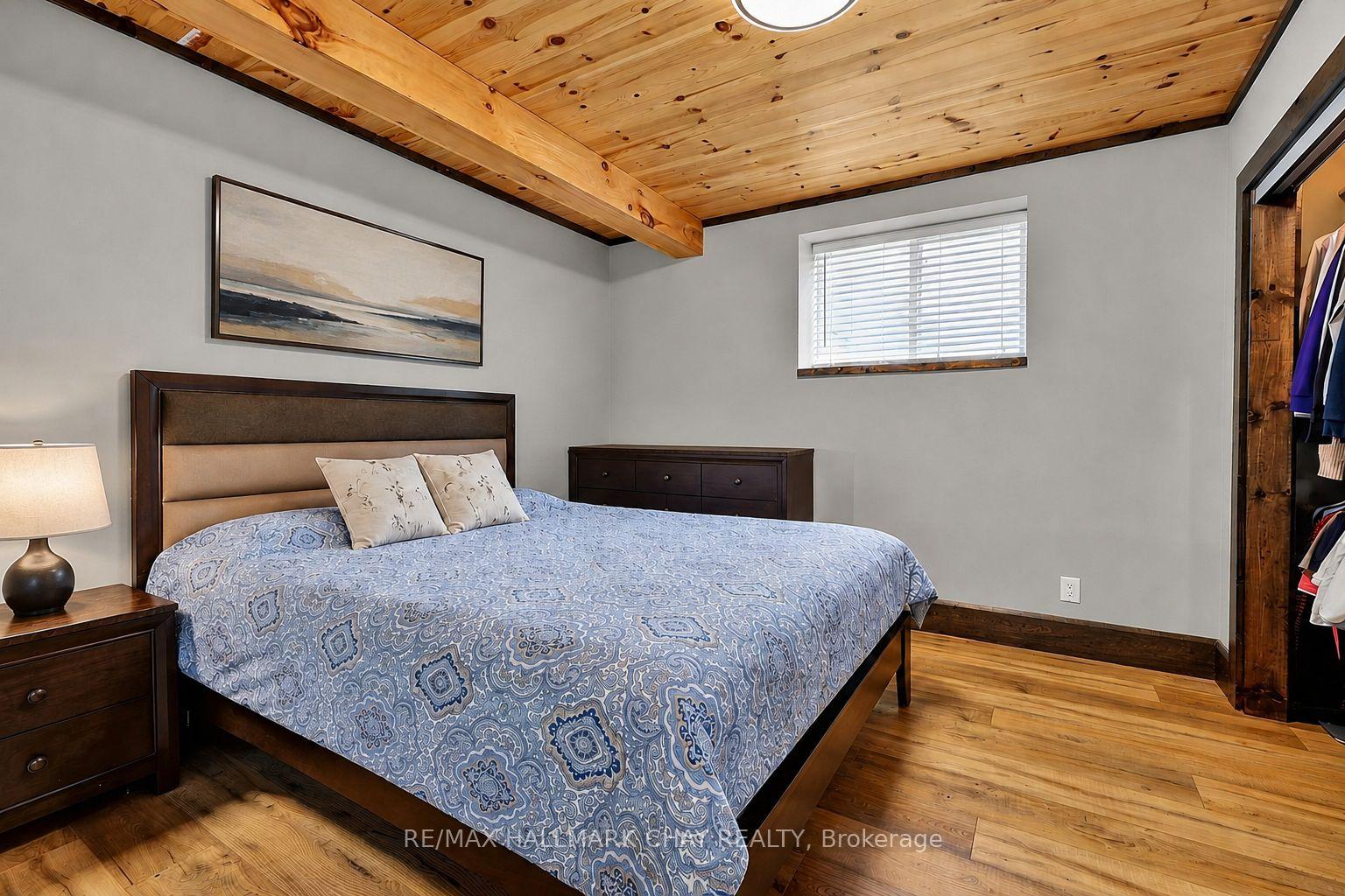 Photo 33 of 1507 Hendrie Road, Springwater, Rural Springwater — HOMEH