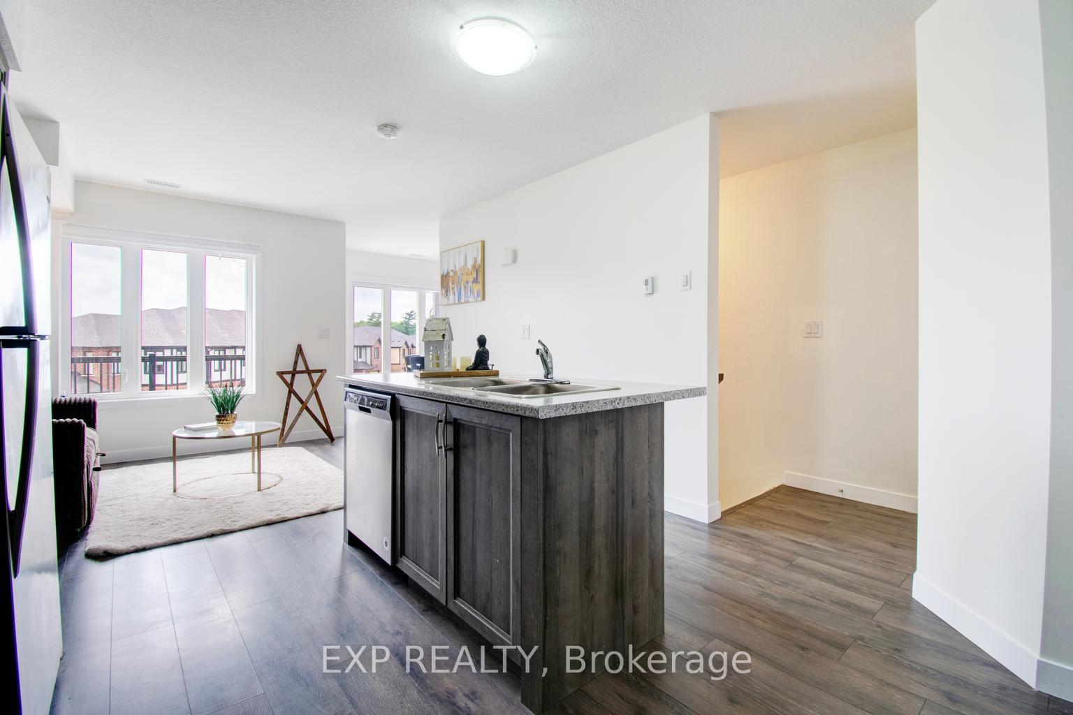 Photo 11 of Unit E, 150 Rochefort Street E, Kitchener, Huron Park — HOMEH