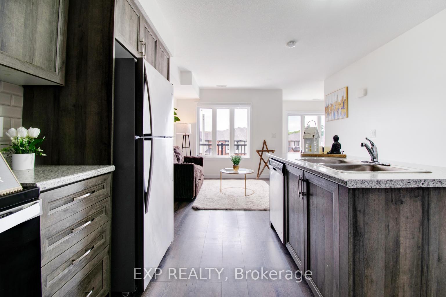 Photo 12 of Unit E, 150 Rochefort Street E, Kitchener, Huron Park — HOMEH