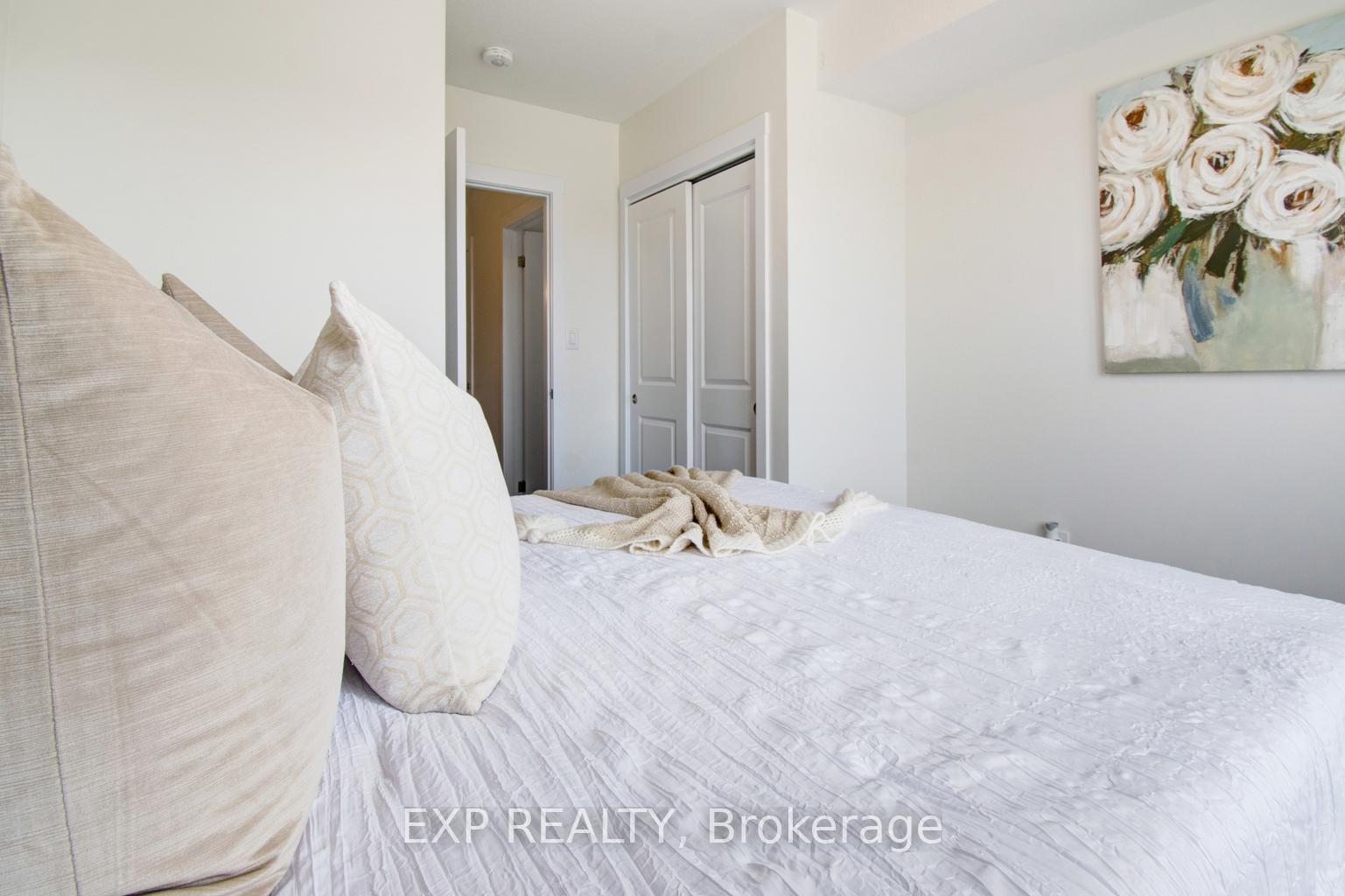 Photo 34 of Unit E, 150 Rochefort Street E, Kitchener, Huron Park — HOMEH