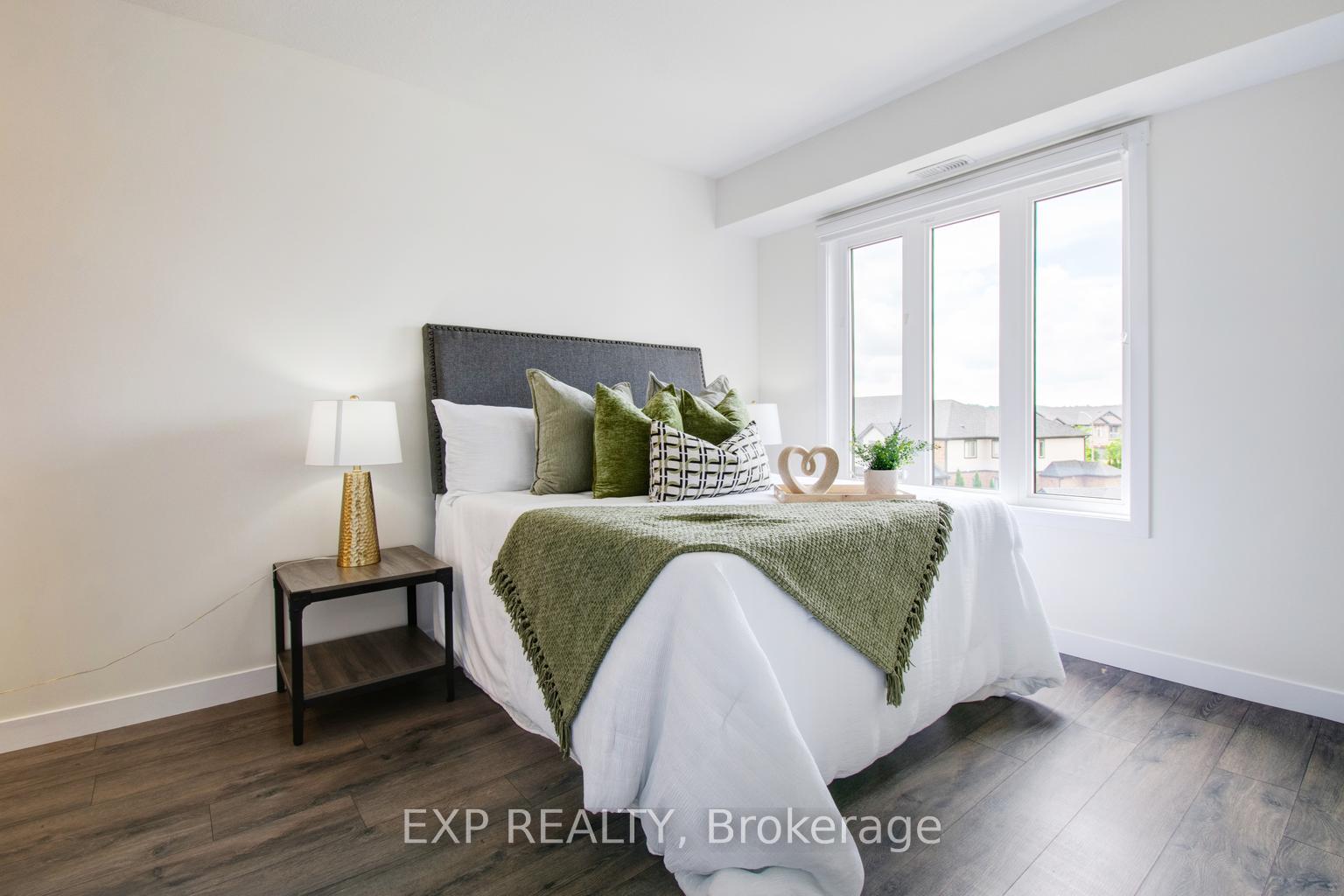 Photo 36 of Unit E, 150 Rochefort Street E, Kitchener, Huron Park — HOMEH