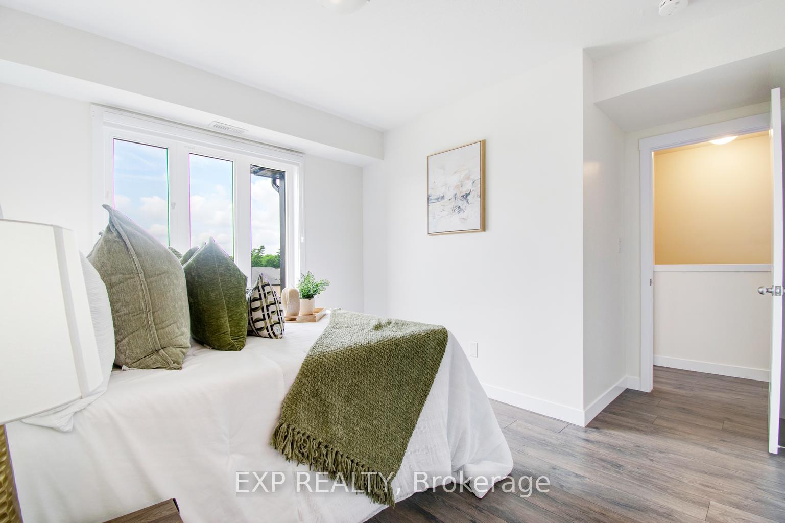 Photo 37 of Unit E, 150 Rochefort Street E, Kitchener, Huron Park — HOMEH