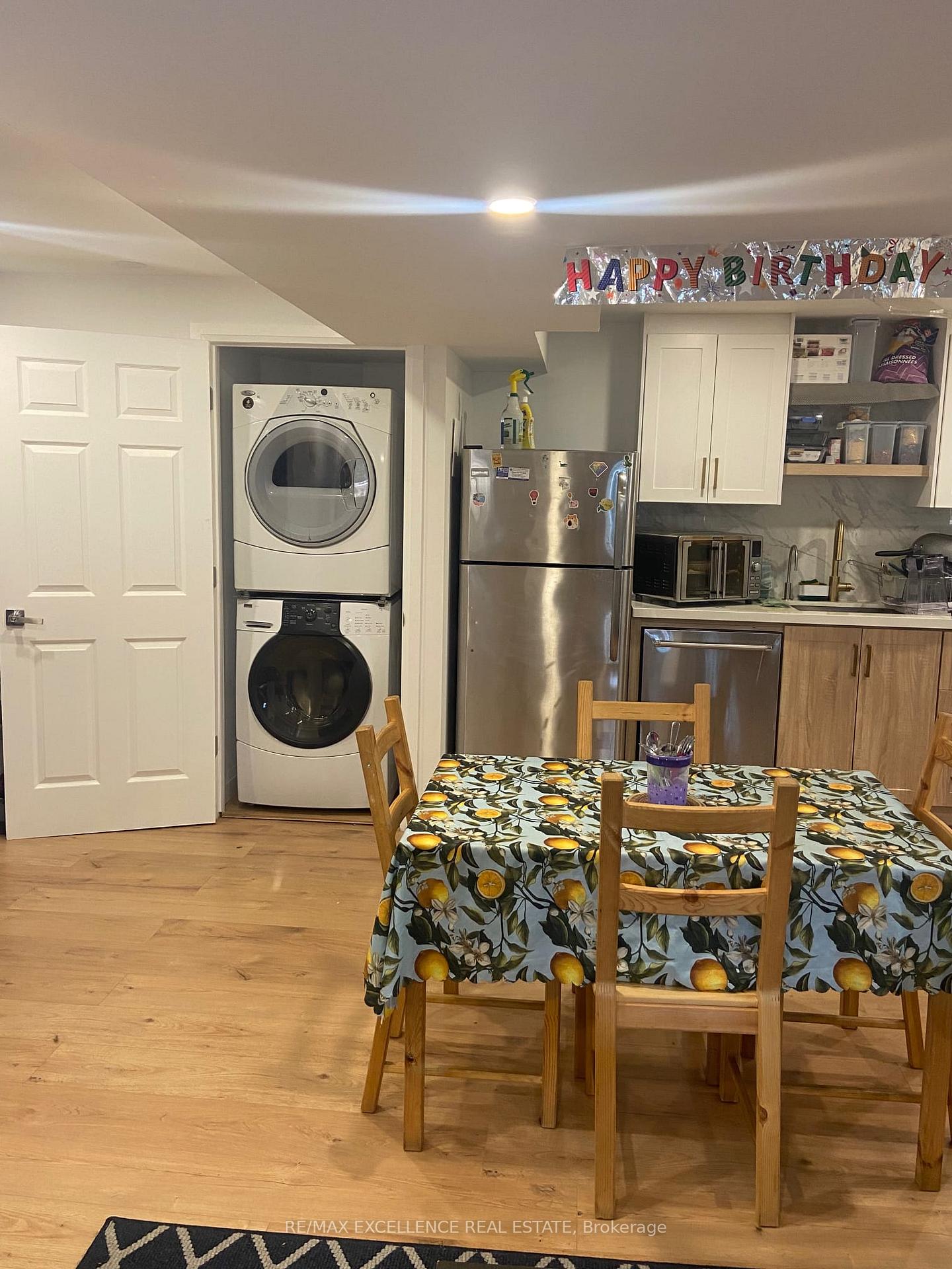 Photo 6 of Unit Walkout Basement, 46 Tradewinds Place, Kitchener, Forest Heights — HOMEH