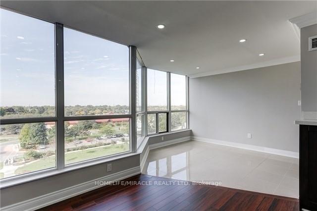 Photo 6 of Unit 710, 3 Rowntree Road, Etobicoke, Mount Olive-Silverstone-Jamestown — HOMEH