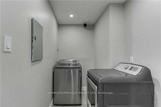 Photo 18 of Unit 710, 3 Rowntree Road, Etobicoke, Mount Olive-Silverstone-Jamestown — HOMEH