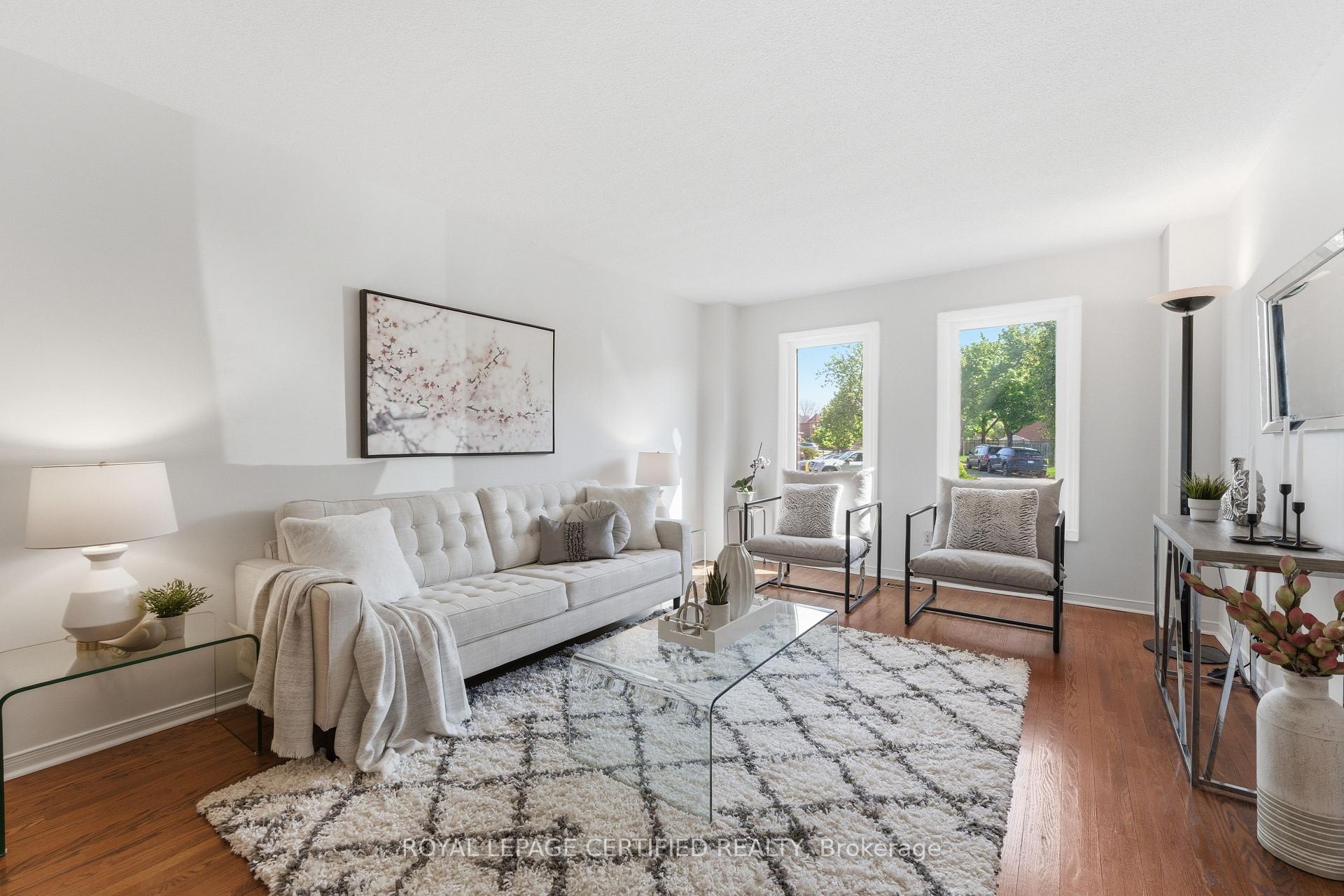 Photo 11 of 5211 Micmac Crescent, Mississauga, Hurontario — HOMEH