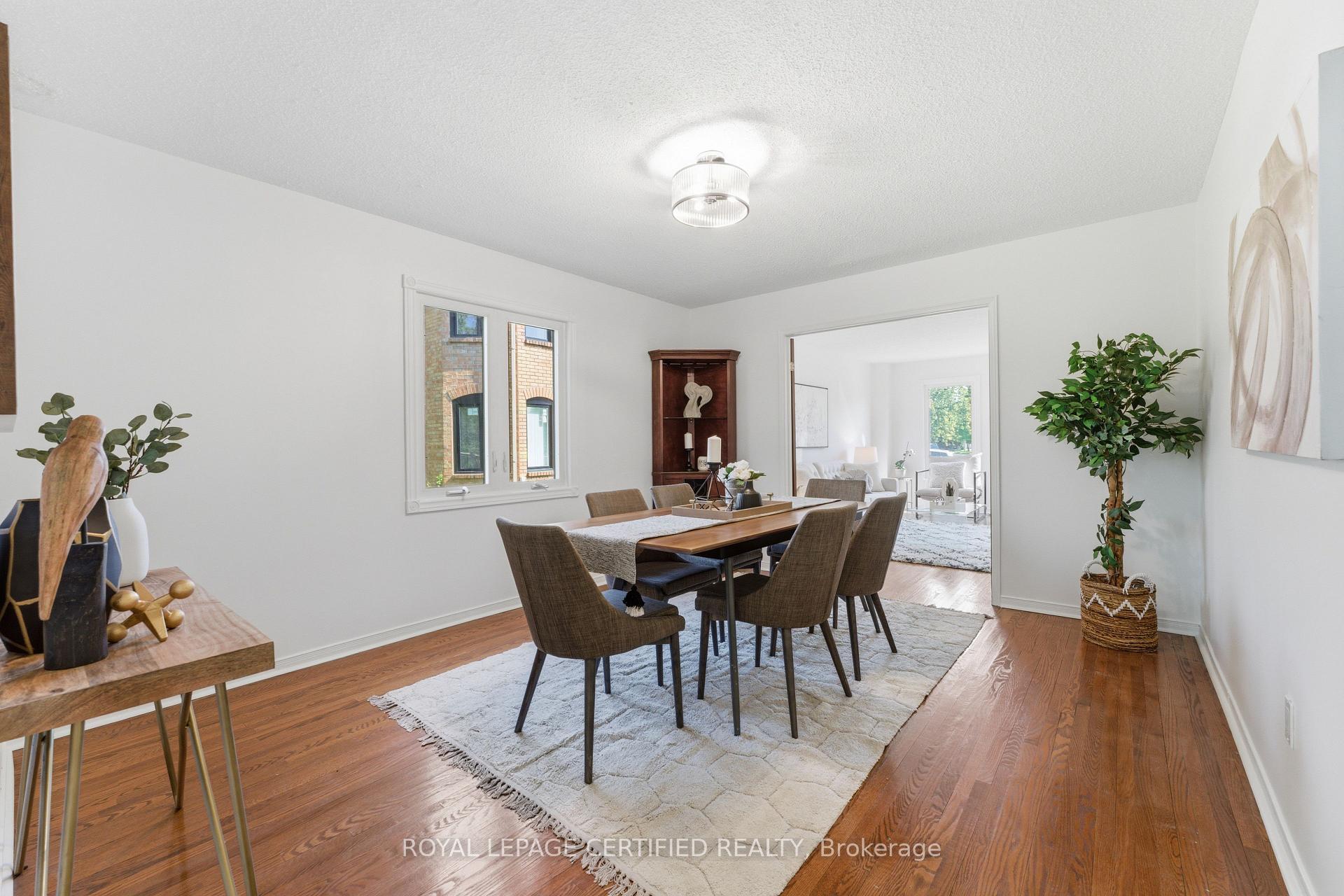 Photo 14 of 5211 Micmac Crescent, Mississauga, Hurontario — HOMEH