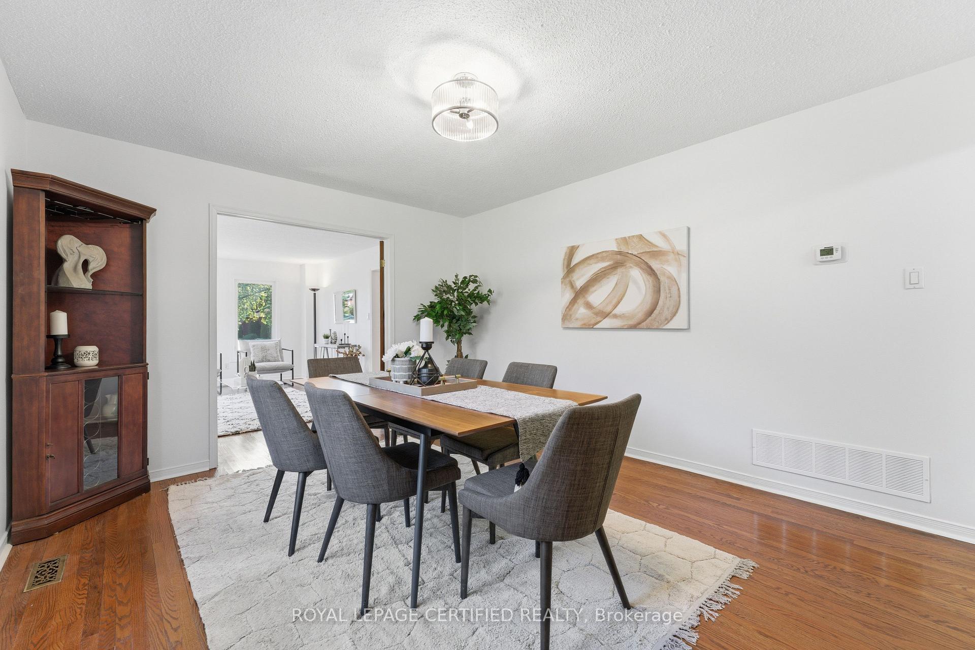 Photo 15 of 5211 Micmac Crescent, Mississauga, Hurontario — HOMEH