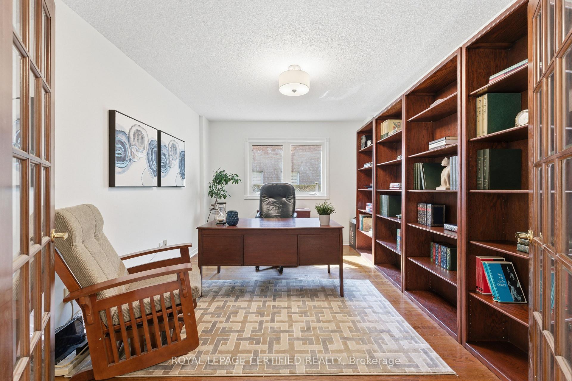 Photo 26 of 5211 Micmac Crescent, Mississauga, Hurontario — HOMEH