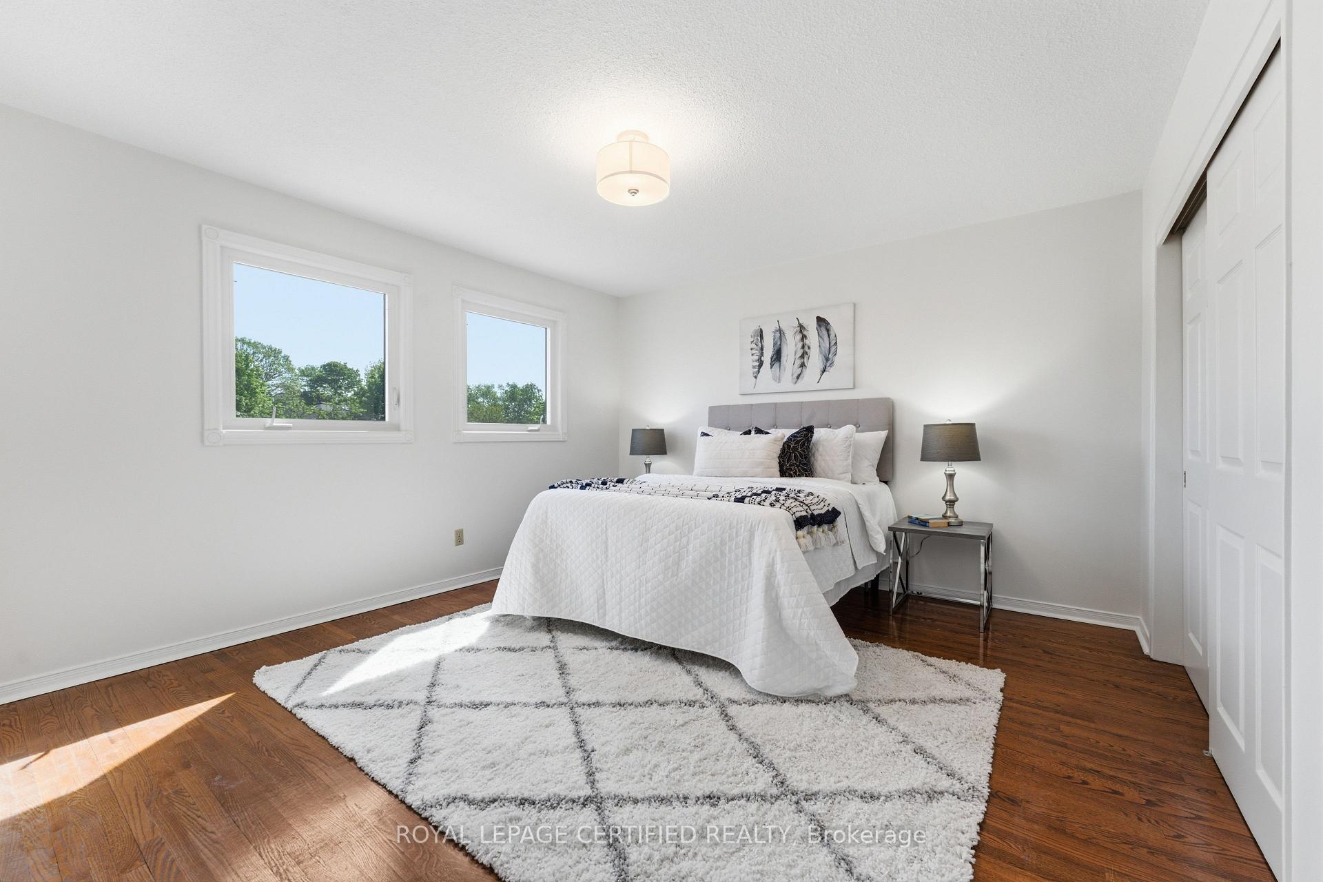 Photo 32 of 5211 Micmac Crescent, Mississauga, Hurontario — HOMEH