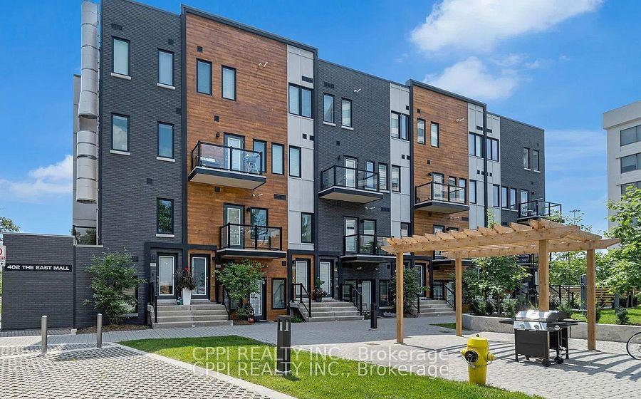 Photo of Unit 318B, 402 East Mall Drive