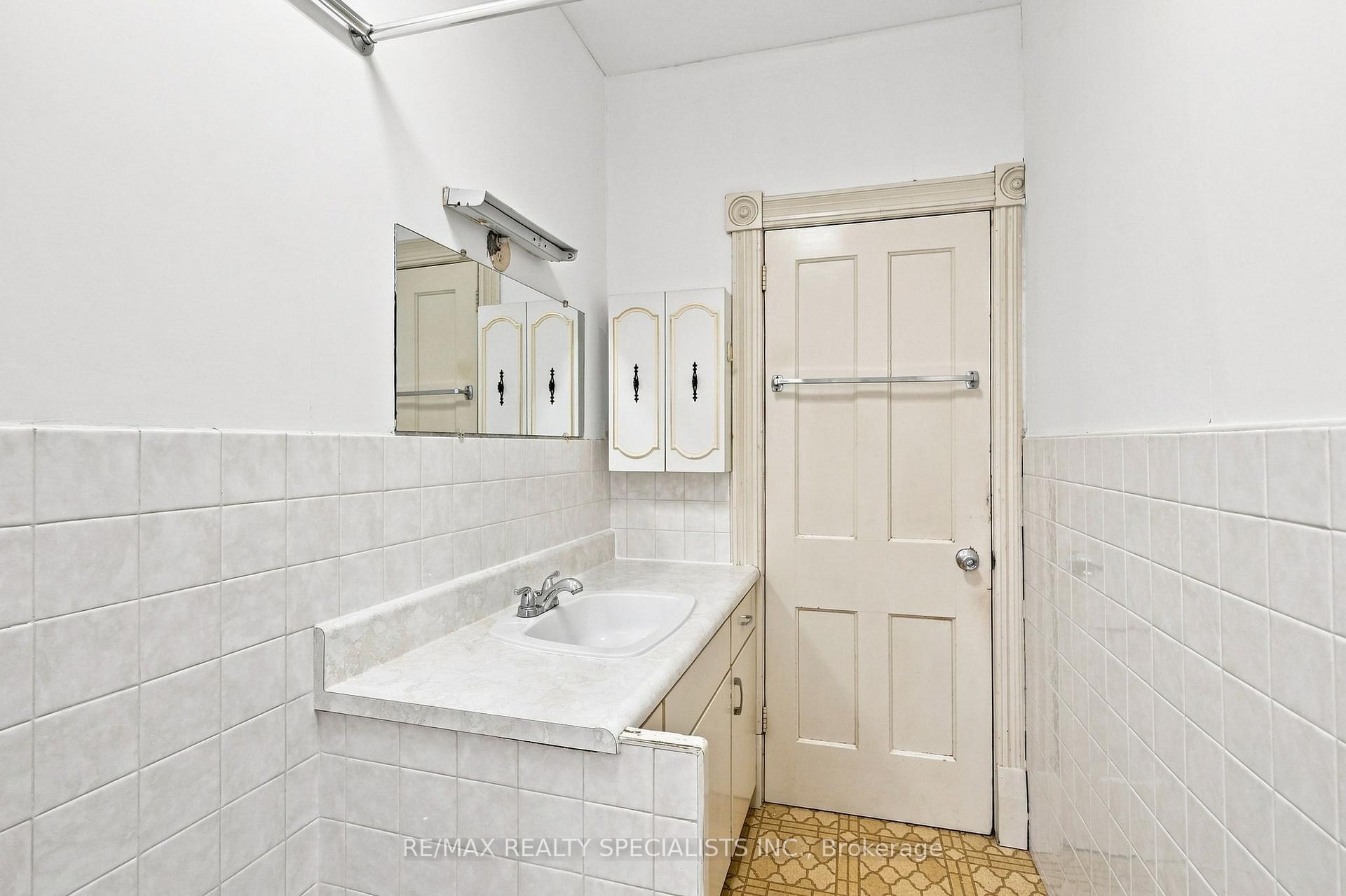 Photo 36 of 201 Concord Avenue, Toronto, Palmerston-Little Italy — HOMEH