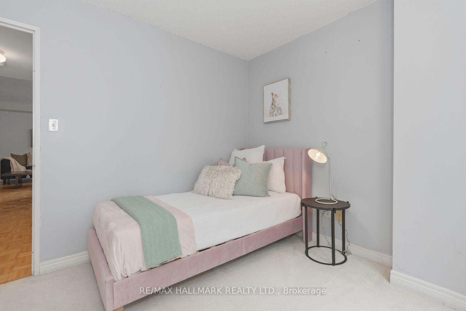 Photo 14 of Unit 310, 43 Eglinton Avenue E, Toronto, Mount Pleasant West — HOMEH