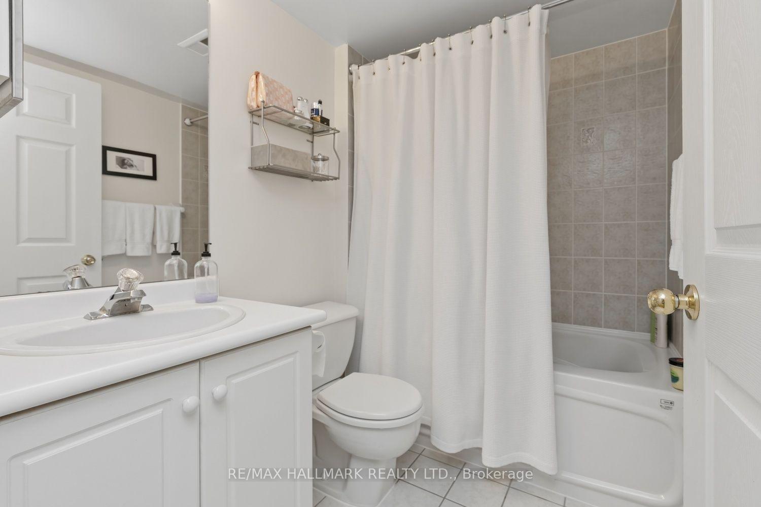 Photo 15 of Unit 310, 43 Eglinton Avenue E, Toronto, Mount Pleasant West — HOMEH