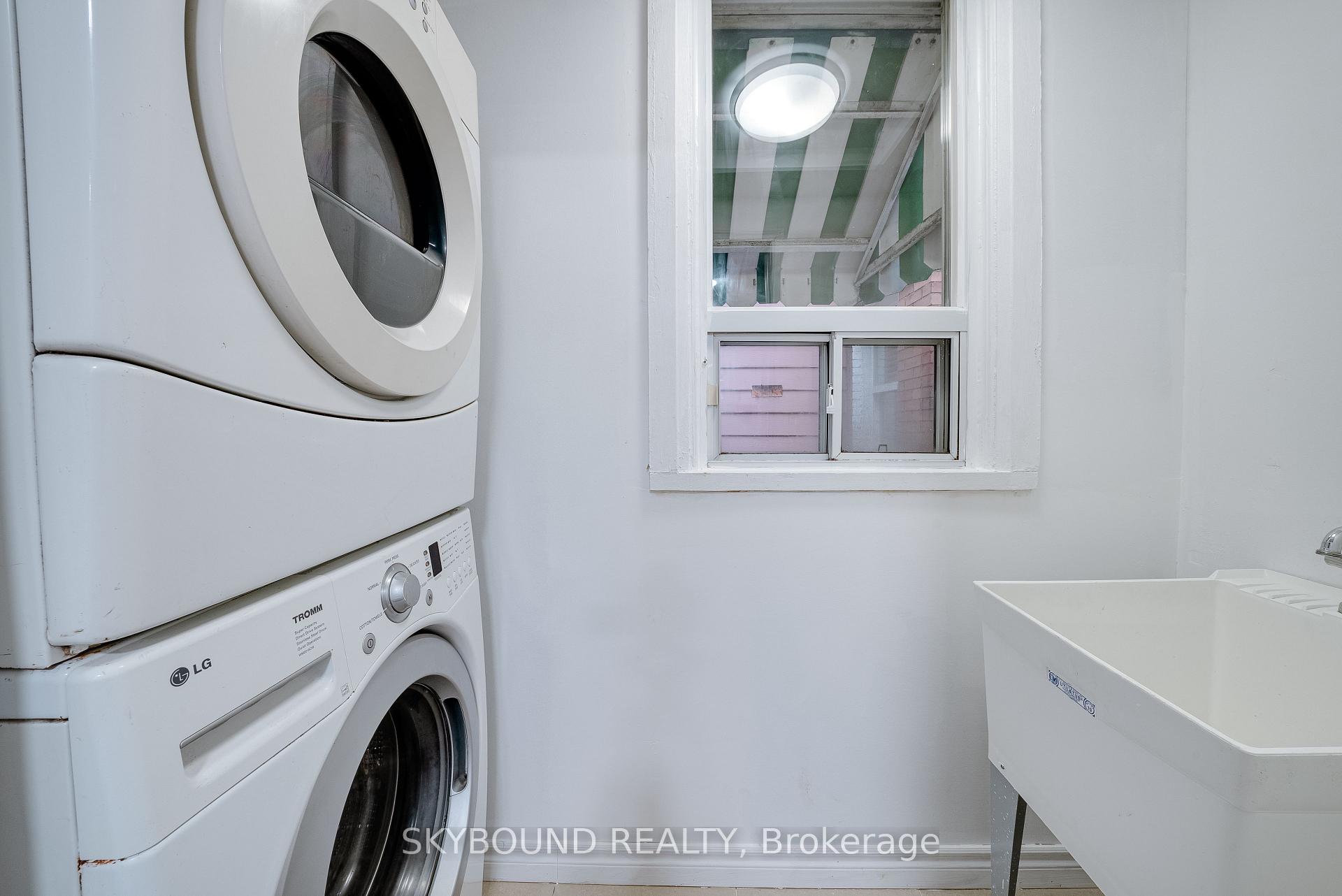 Photo 23 of 43 Craydon Avenue, North York, Mount Dennis — HOMEH