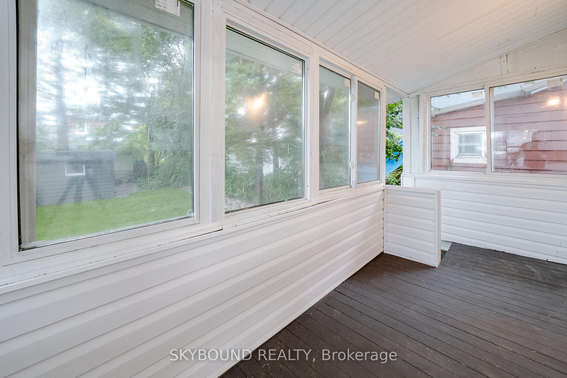 Photo 33 of 43 Craydon Avenue, North York, Mount Dennis — HOMEH