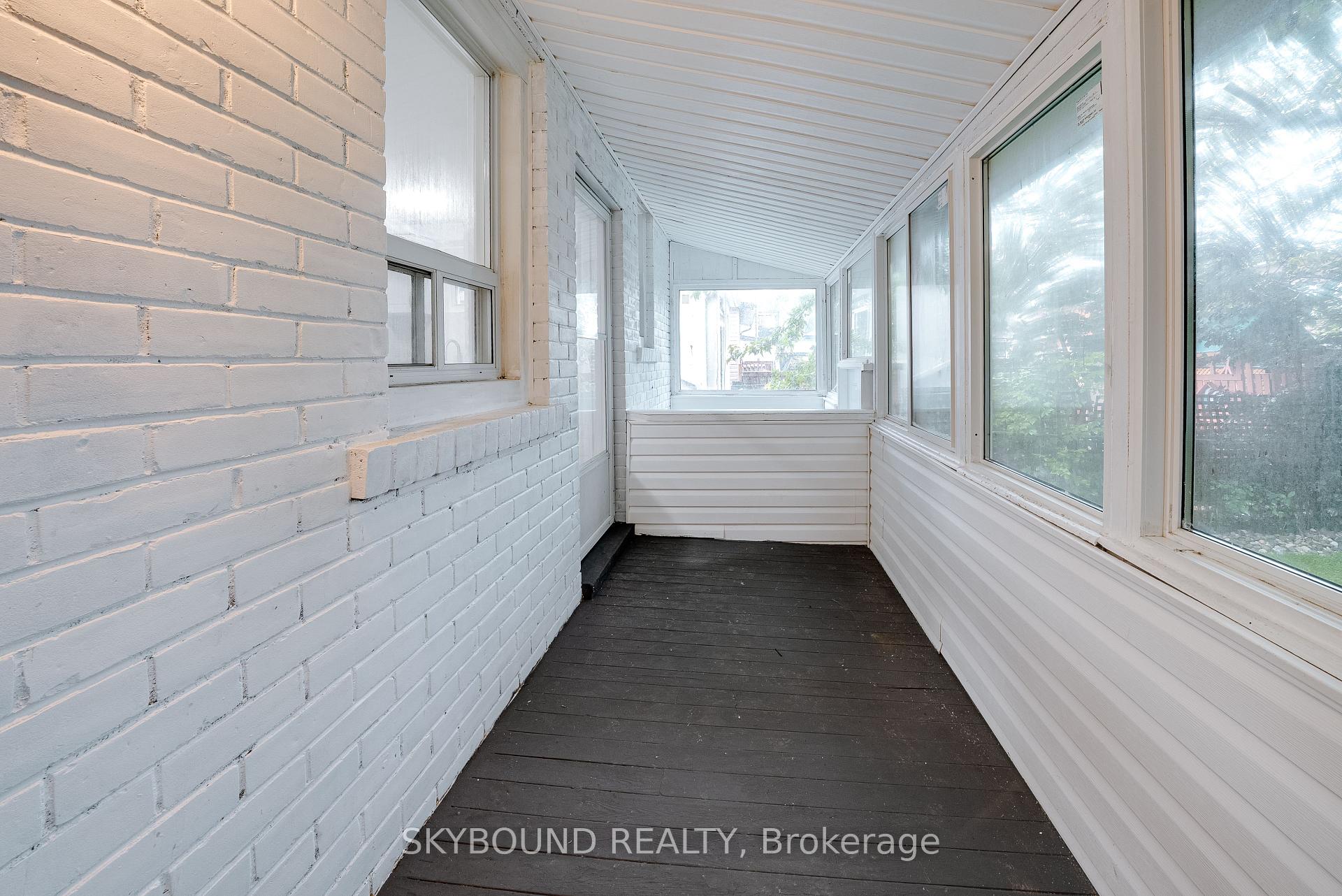 Photo 37 of 43 Craydon Avenue, North York, Mount Dennis — HOMEH